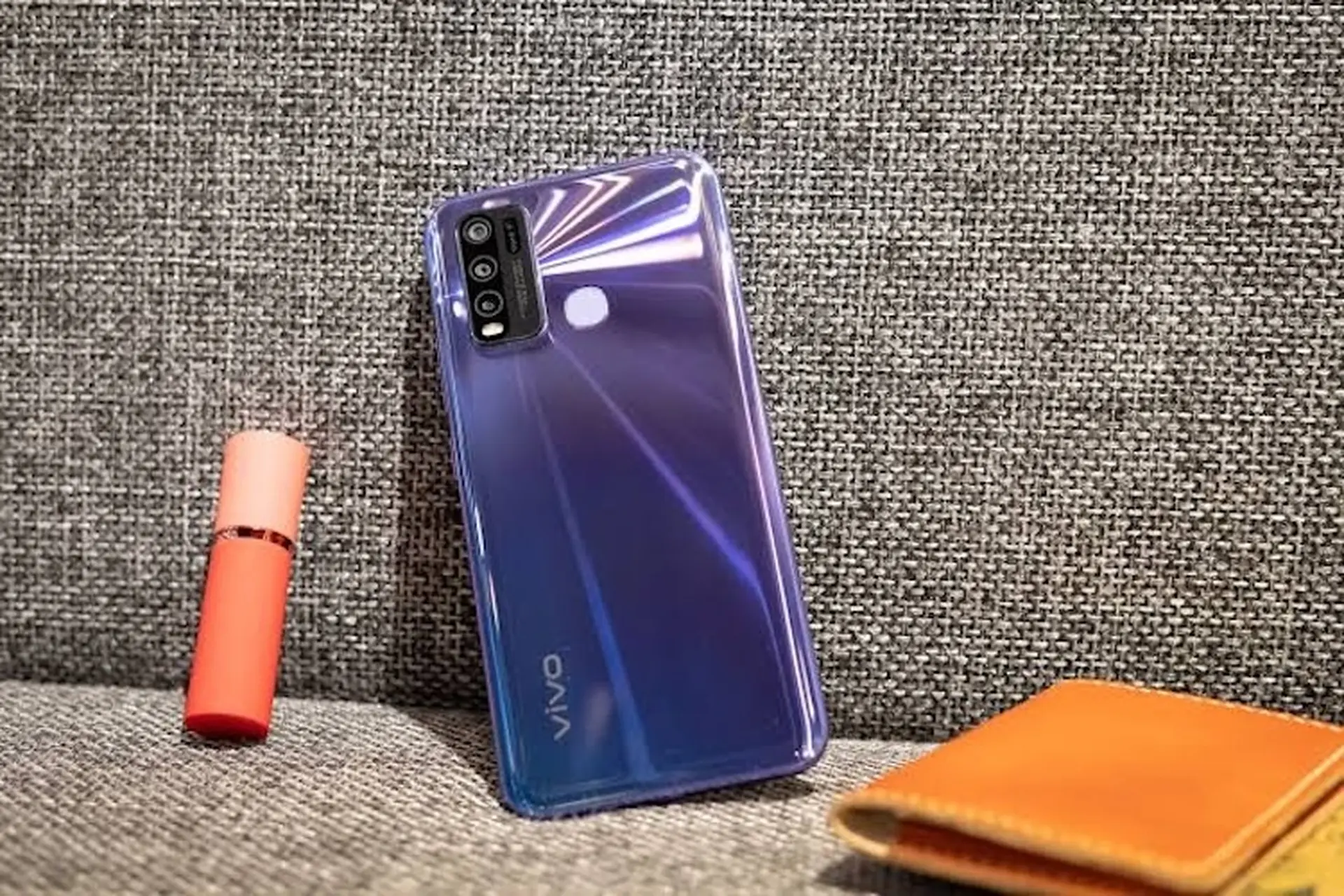 Đánh giá vivo Y50: Ở thời điểm hiện tại có còn đáng mua sau nhiều năm ra mắt?