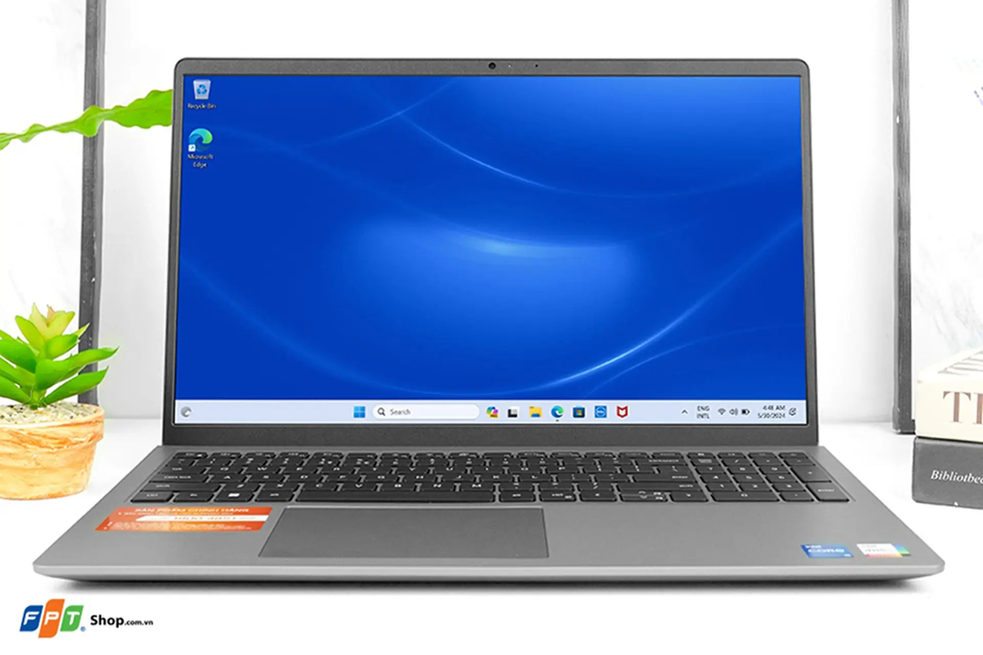 Điểm danh top 5 laptop Dell Vostro chơi game tốt, giá rẻ, đang kinh doanh tại FPT Shop