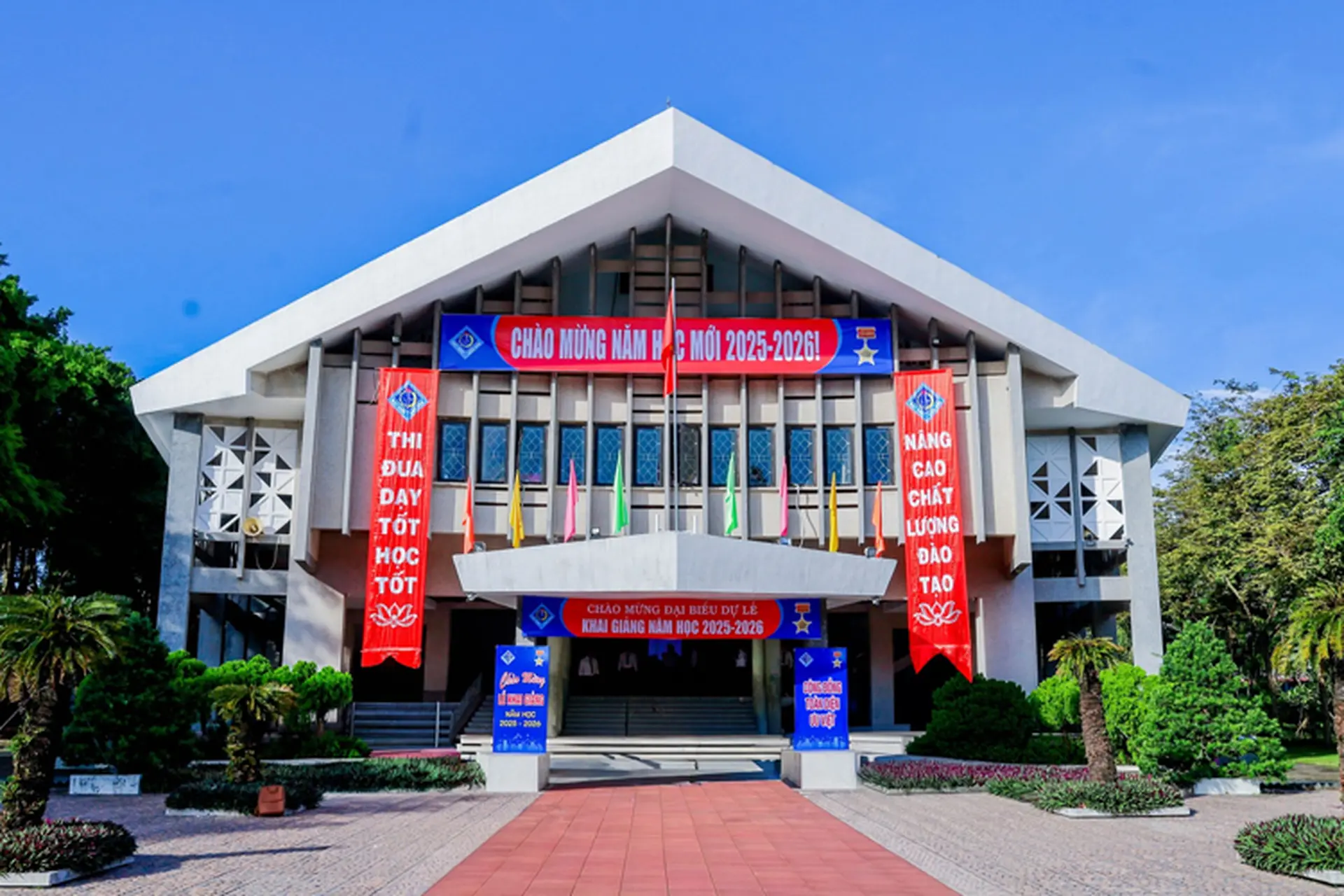 Cập nhật điểm chuẩn Đại học Cần Thơ 2025 mới và đầy đủ nhất - Cẩm nang hữu ích cho thí sinh