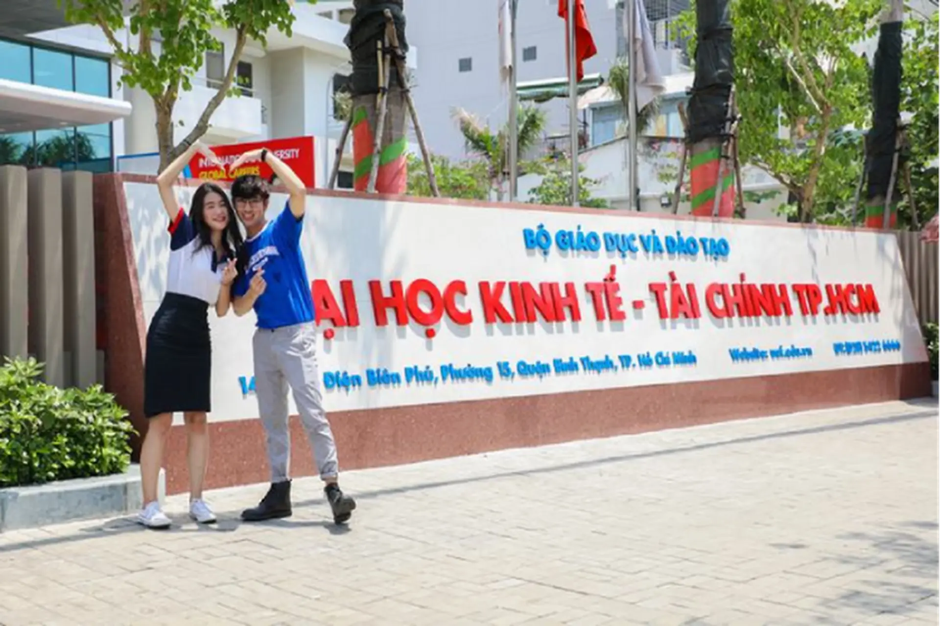 Điểm chuẩn Đại học Kinh tế Tài chính TPHCM 2025 hệ đại học chính quy và thông báo thời gian nhập 