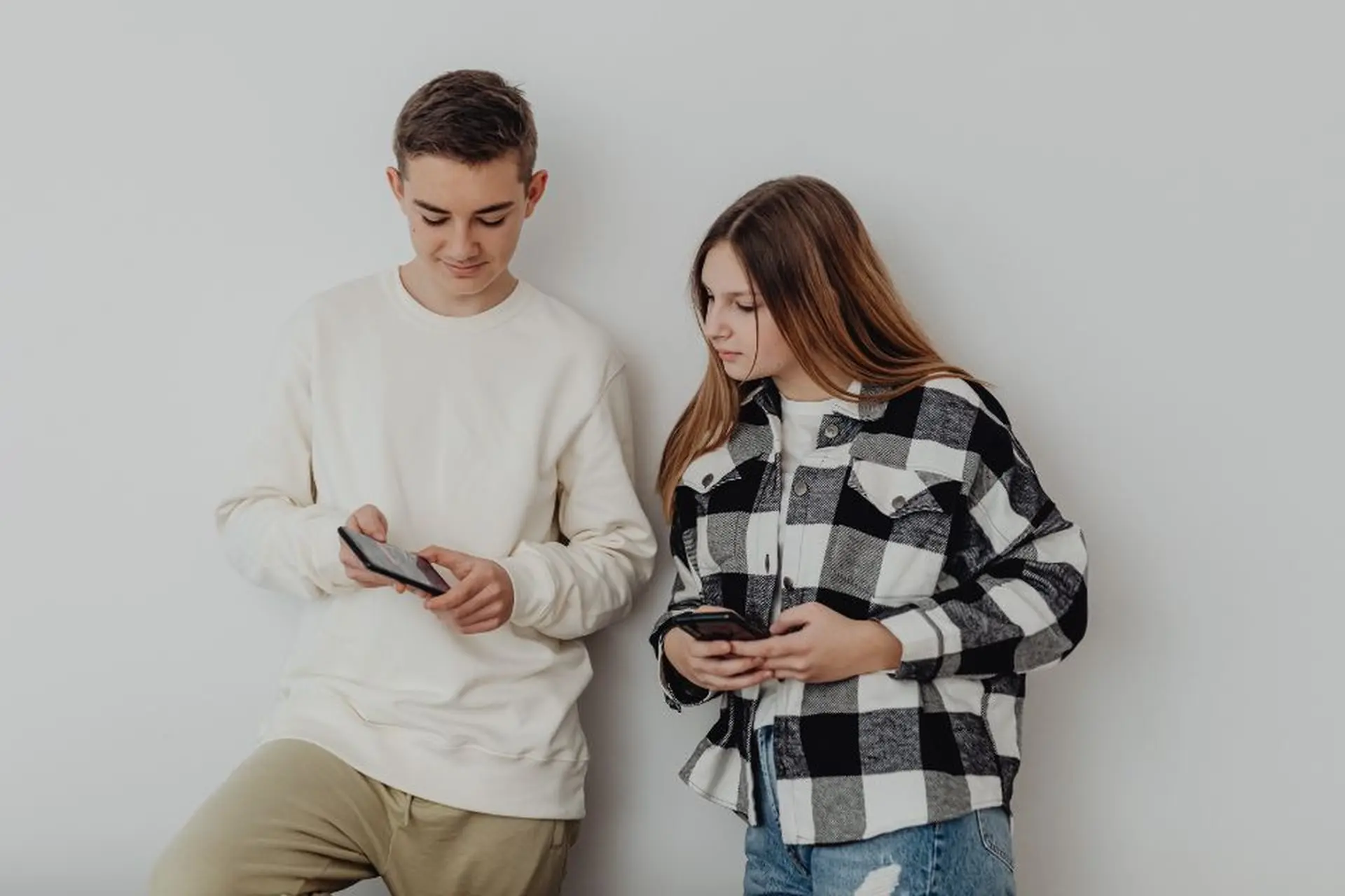 Điện thoại nhận SIM nhưng không có sóng phải làm sao? Nguyên nhân và cách khắc phục