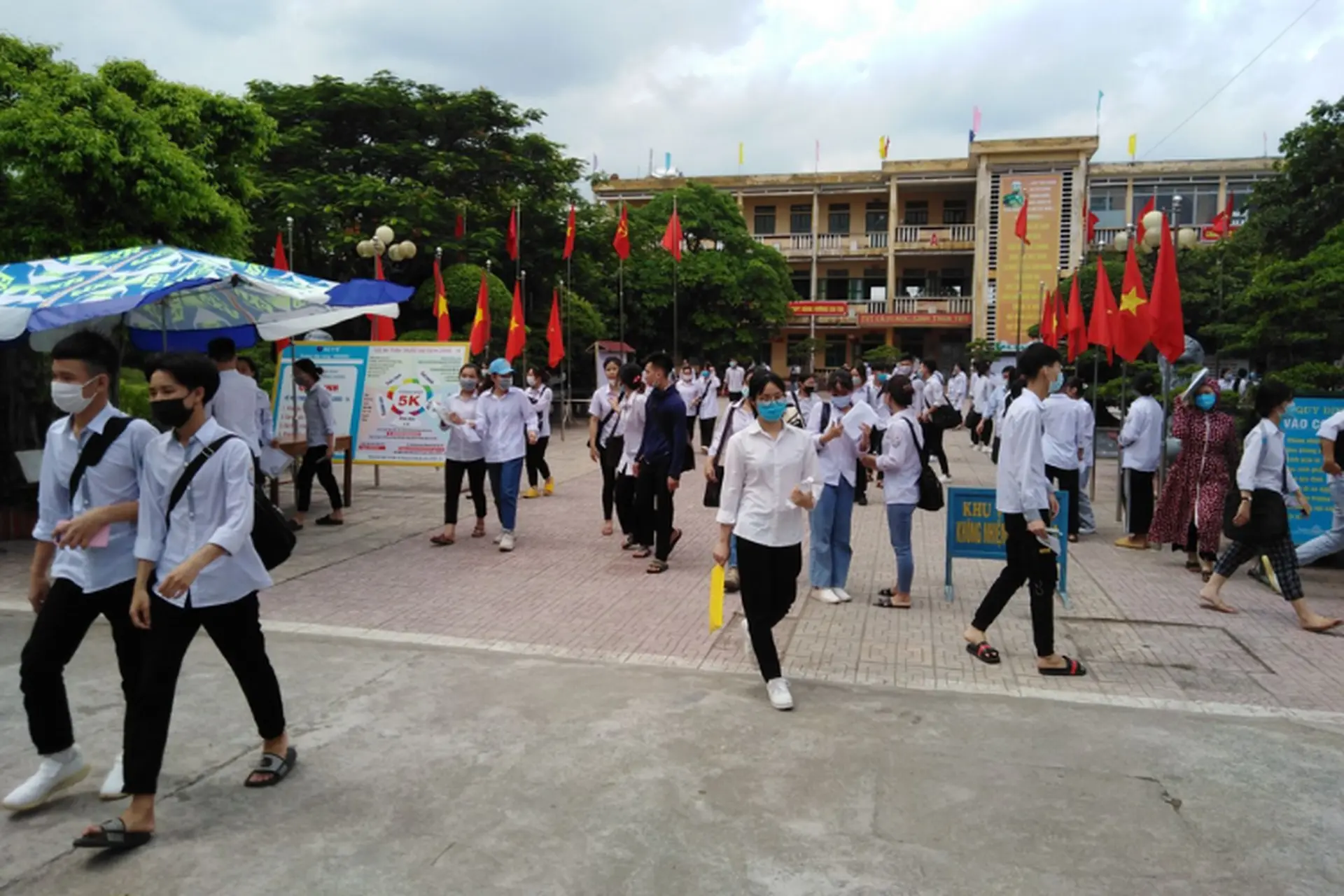 Diện xét tốt nghiệp D2 VS2 là gì theo Thông tư 24/2024/TT-BGDĐT mới nhất hiện nay?