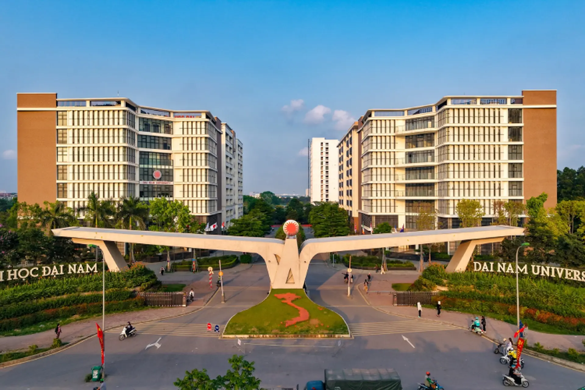 DNU là trường gì? Tất cả các thông tin tân sinh viên cần biết về Trường Đại học Đại Nam (DNU)