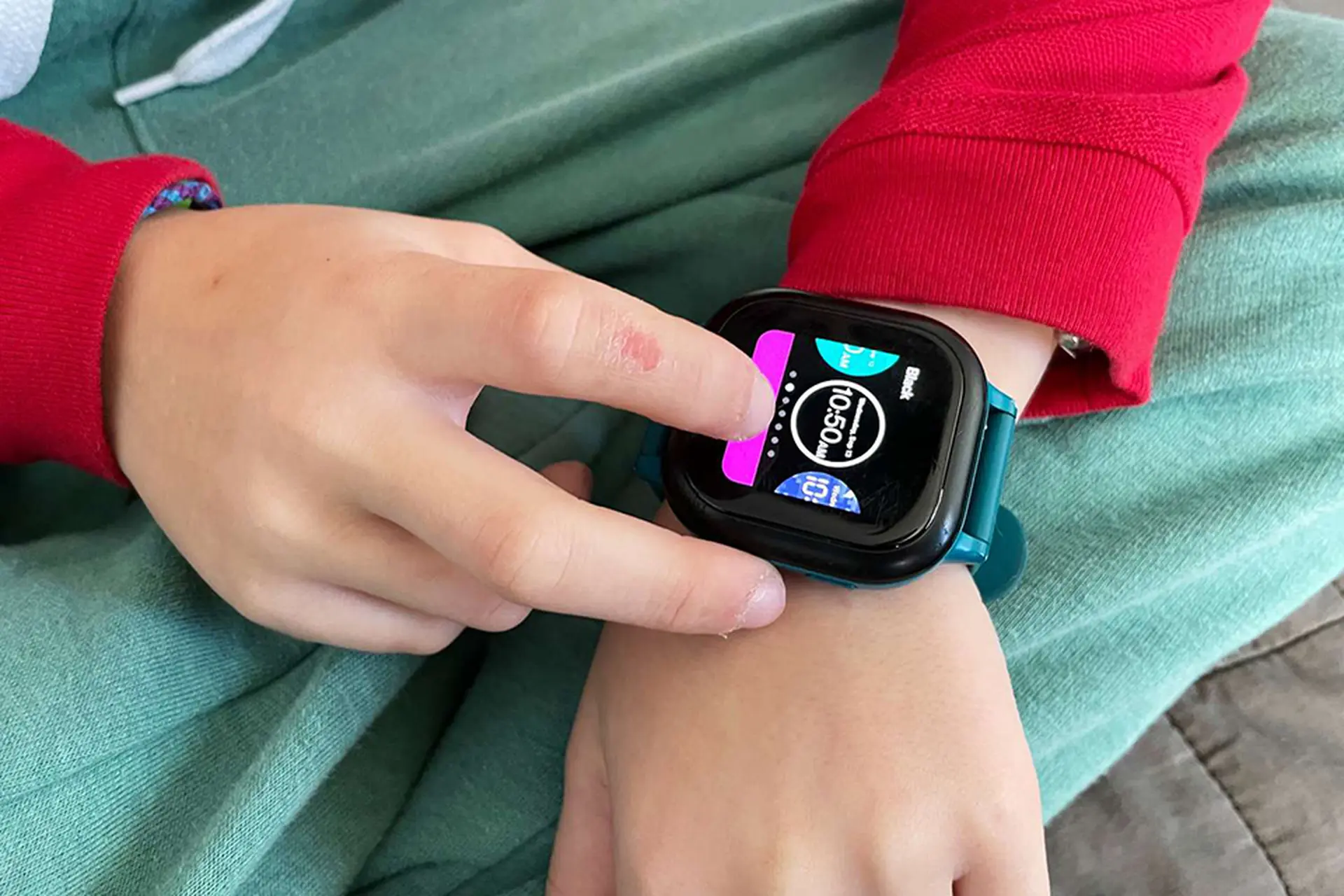 Gợi ý mẫu đồng hồ định vị trẻ em tốt nhất 2025 được phụ huynh tin dùng hiện nay