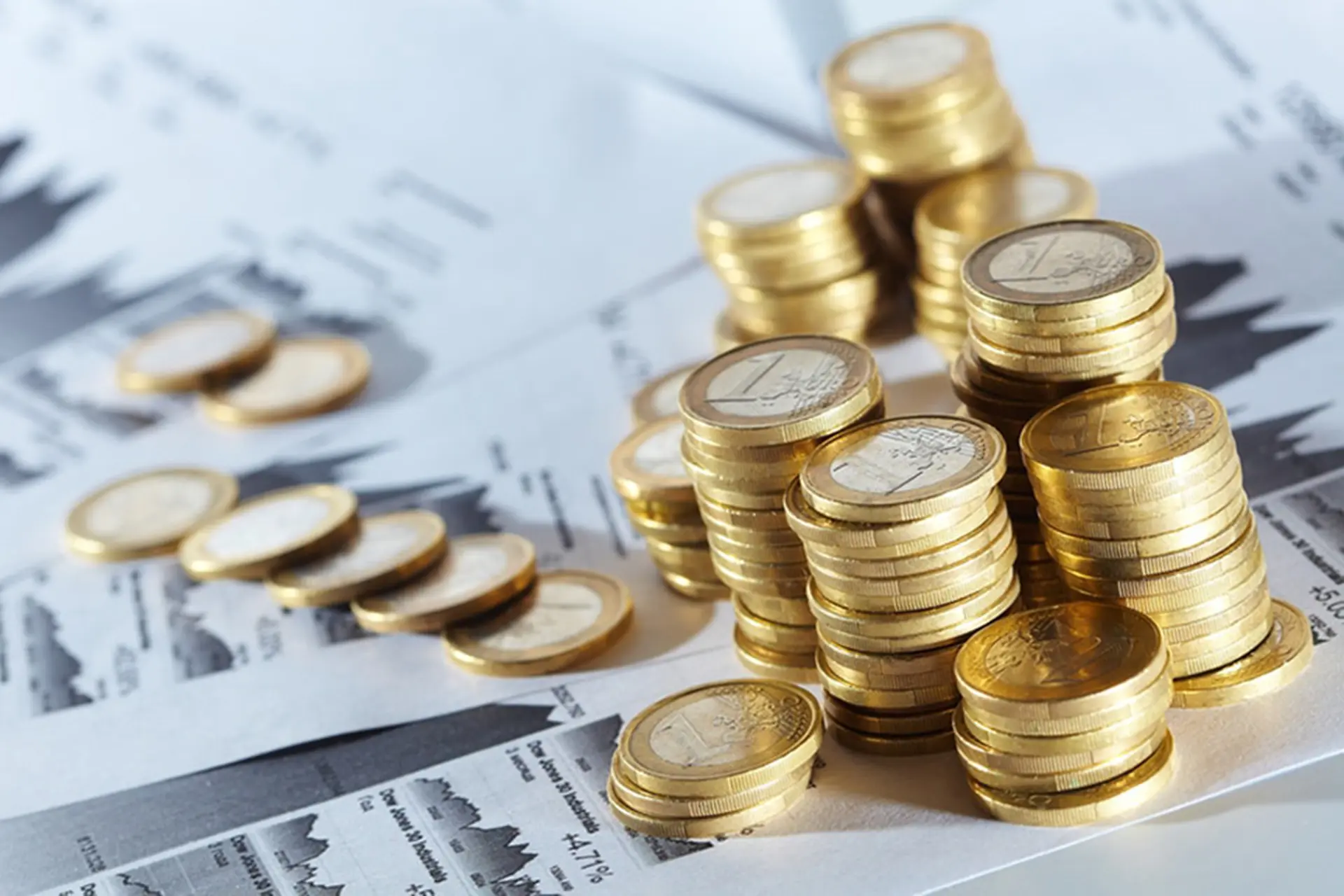 Dư nợ là gì? Phân loại, cách tính và lãi suất vay theo quy định mới nhất hiện tại