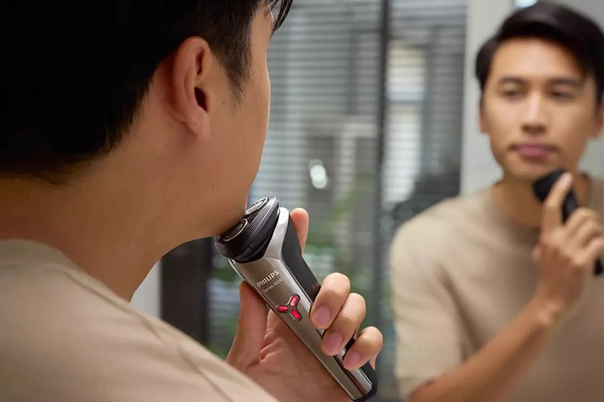 Chia sẻ bí quyết dùng máy cạo râu đúng cách giúp chăm sóc da làn da khỏe mạnh và nâng tầm phong độ quý ông