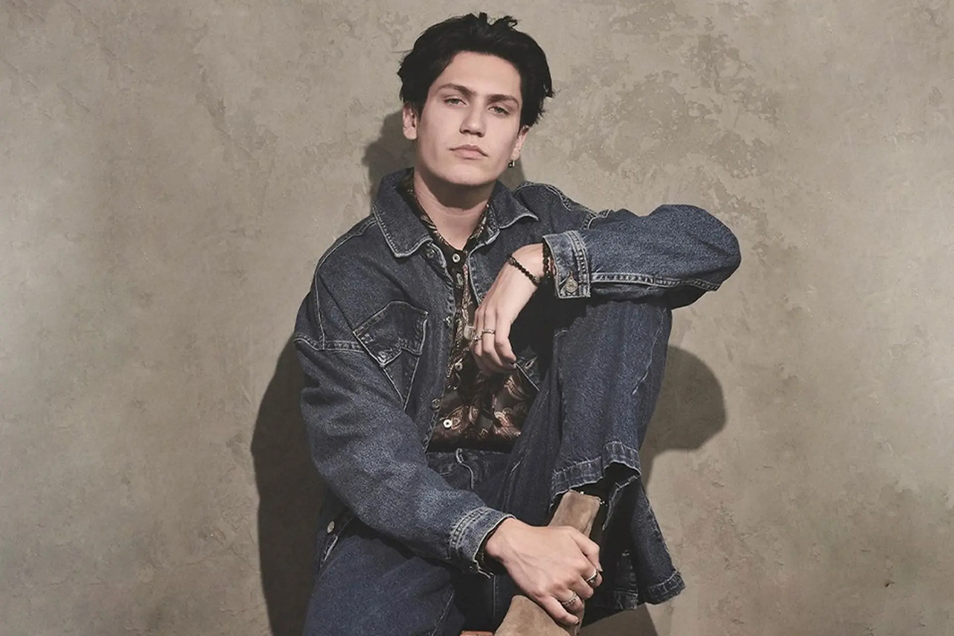 Eboy là gì? Tại sao trào lưu Eboy lan tỏa mạnh mẽ như vậy trong văn hóa GenZ?