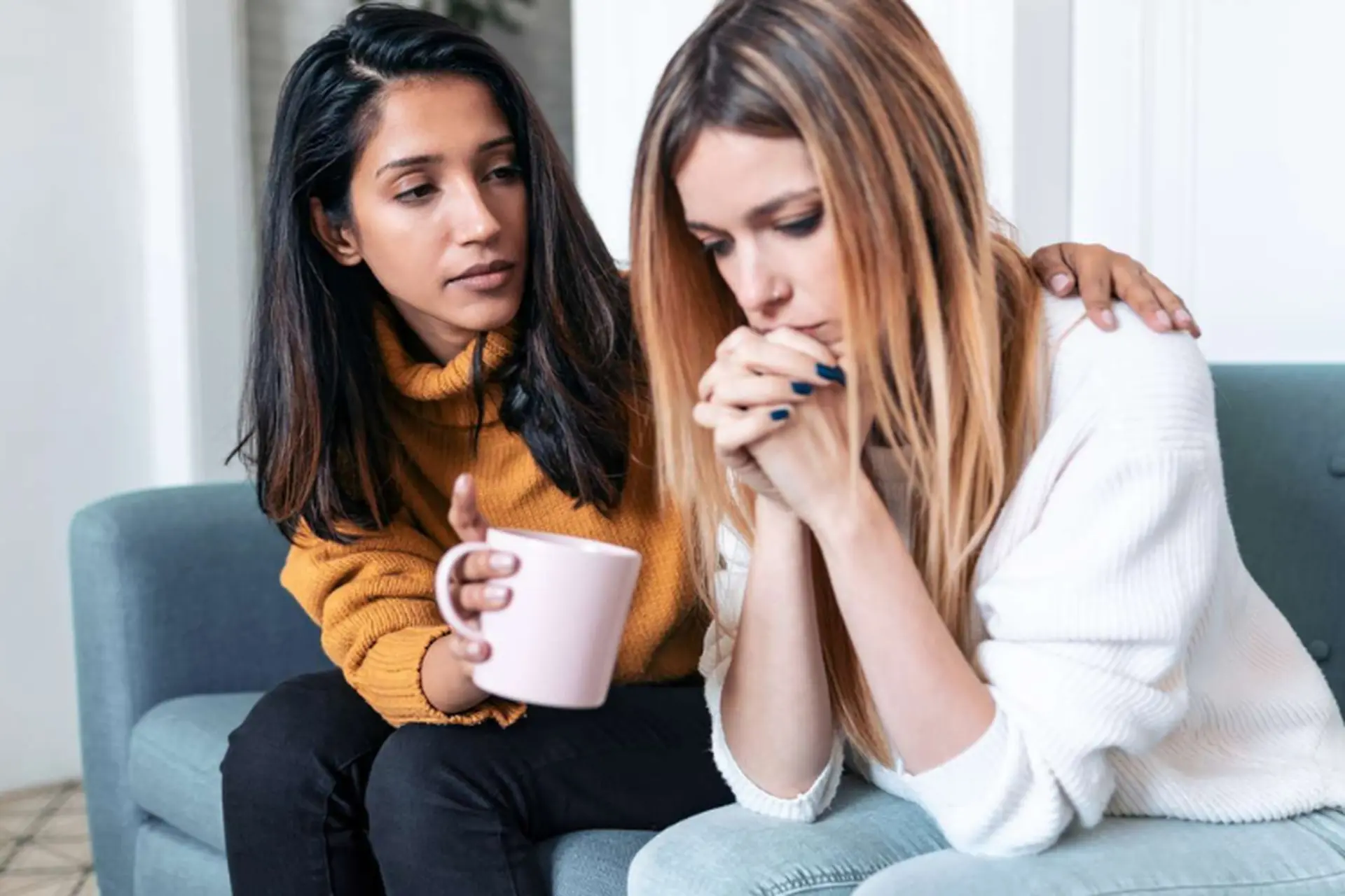 Empathy Gap là gì? Tìm hiểu Empathy Gap để nâng cao khả năng thấu cảm và giao tiếp hiệu quả