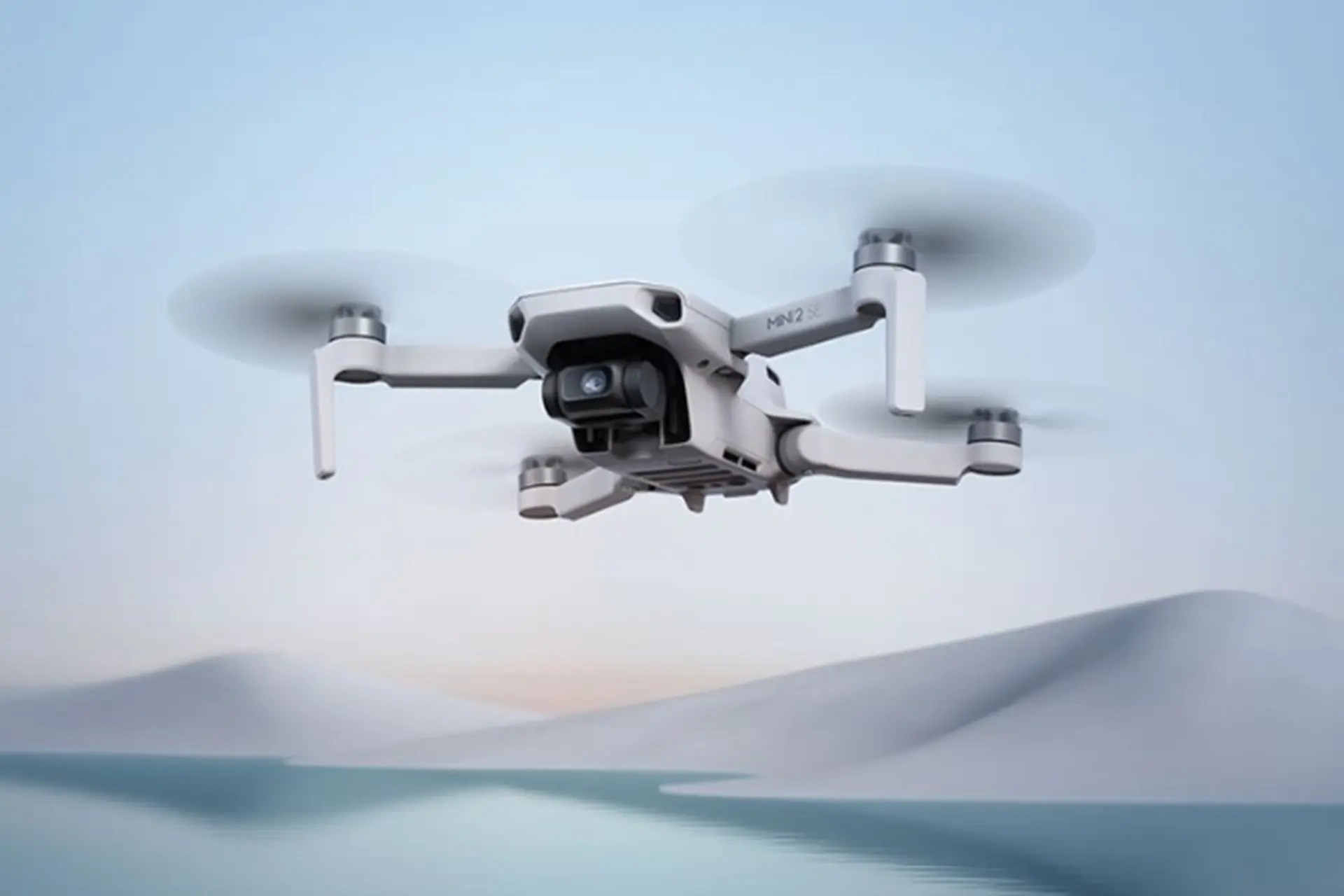 Flycam bay cao được bao nhiêu mét? Giải đáp giới hạn kỹ thuật và quy định năm 2026
