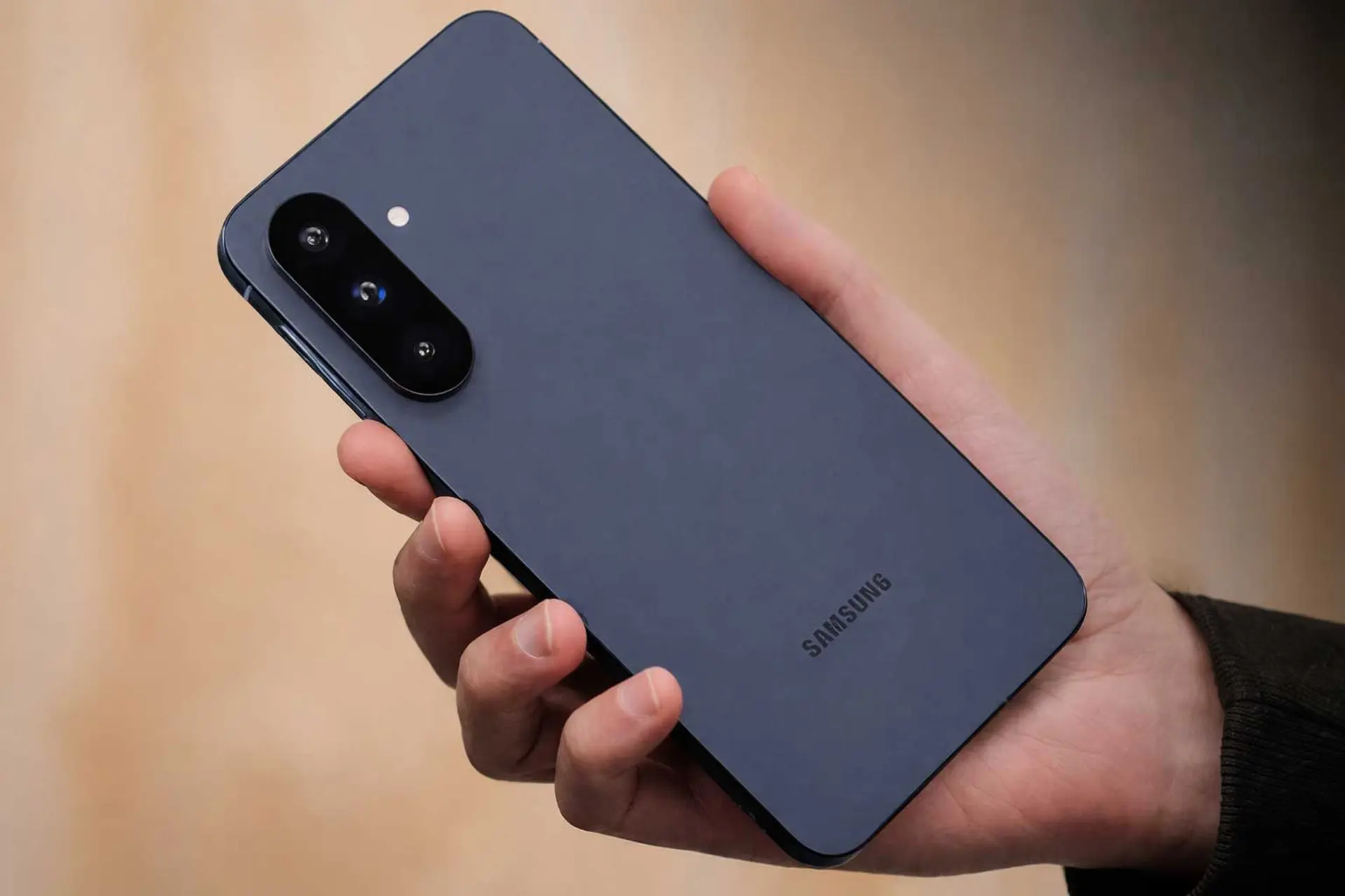 Galaxy A37 và Galaxy A57 lộ render, hé lộ nhiều thông tin đáng chú ý