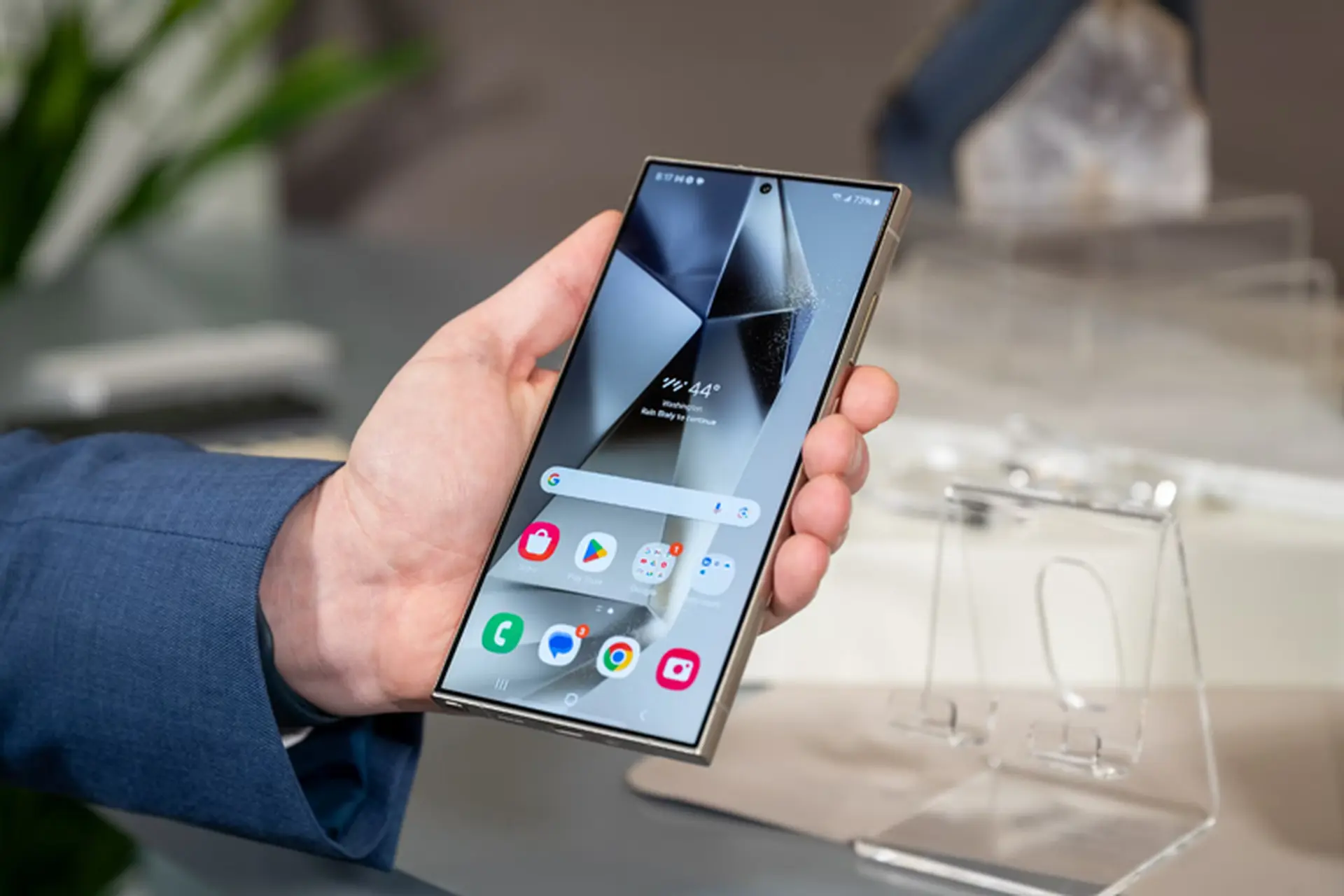 Galaxy S23 series nhận bản vá bảo mật tháng 8 năm 2024