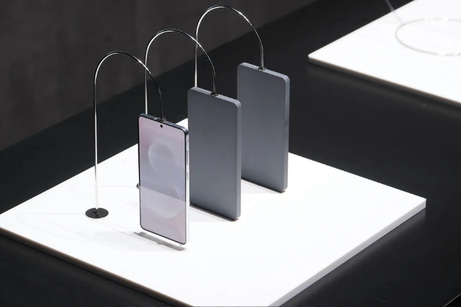 Galaxy S25 Edge ra mắt khi nào? Có gì mới? Giá bán bao nhiêu? Có nên mua không?