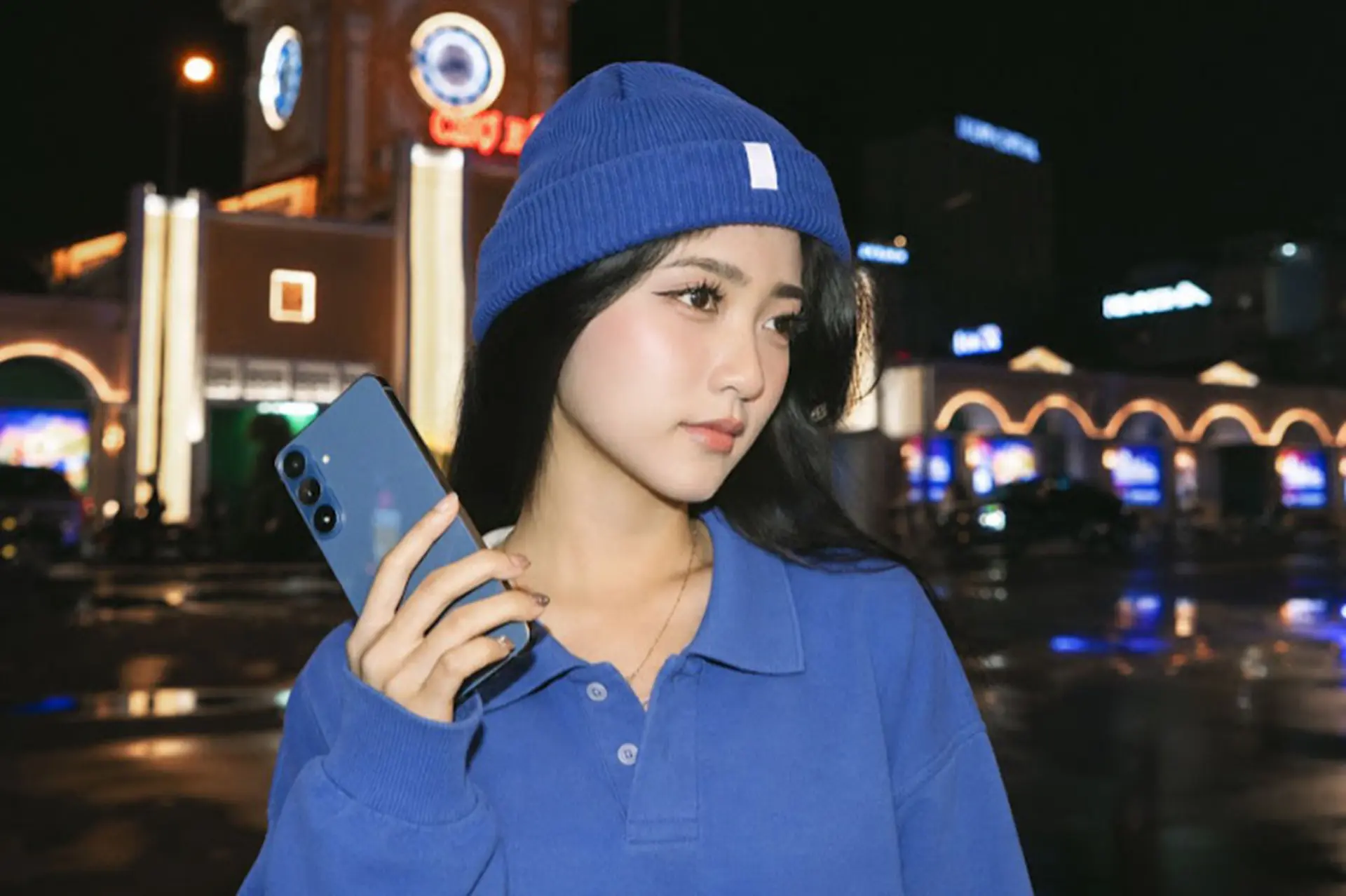 Khi điện thoại cũng là phụ kiện thời trang: Galaxy S26 FE có gì khiến hội fashionista để mắt?