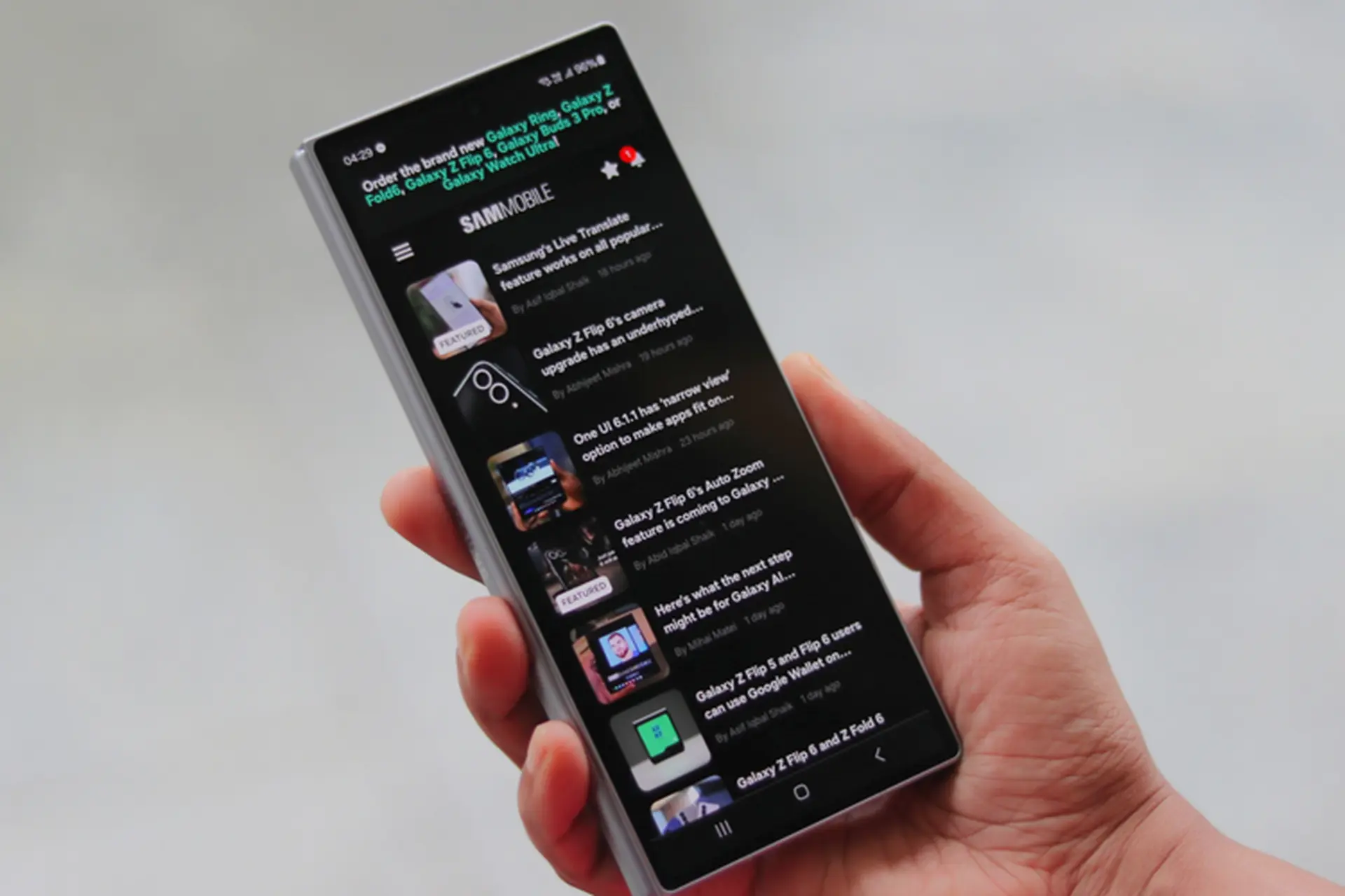 Galaxy Z Fold6 và Fold5 nhận bản cập nhật bảo mật tháng 10