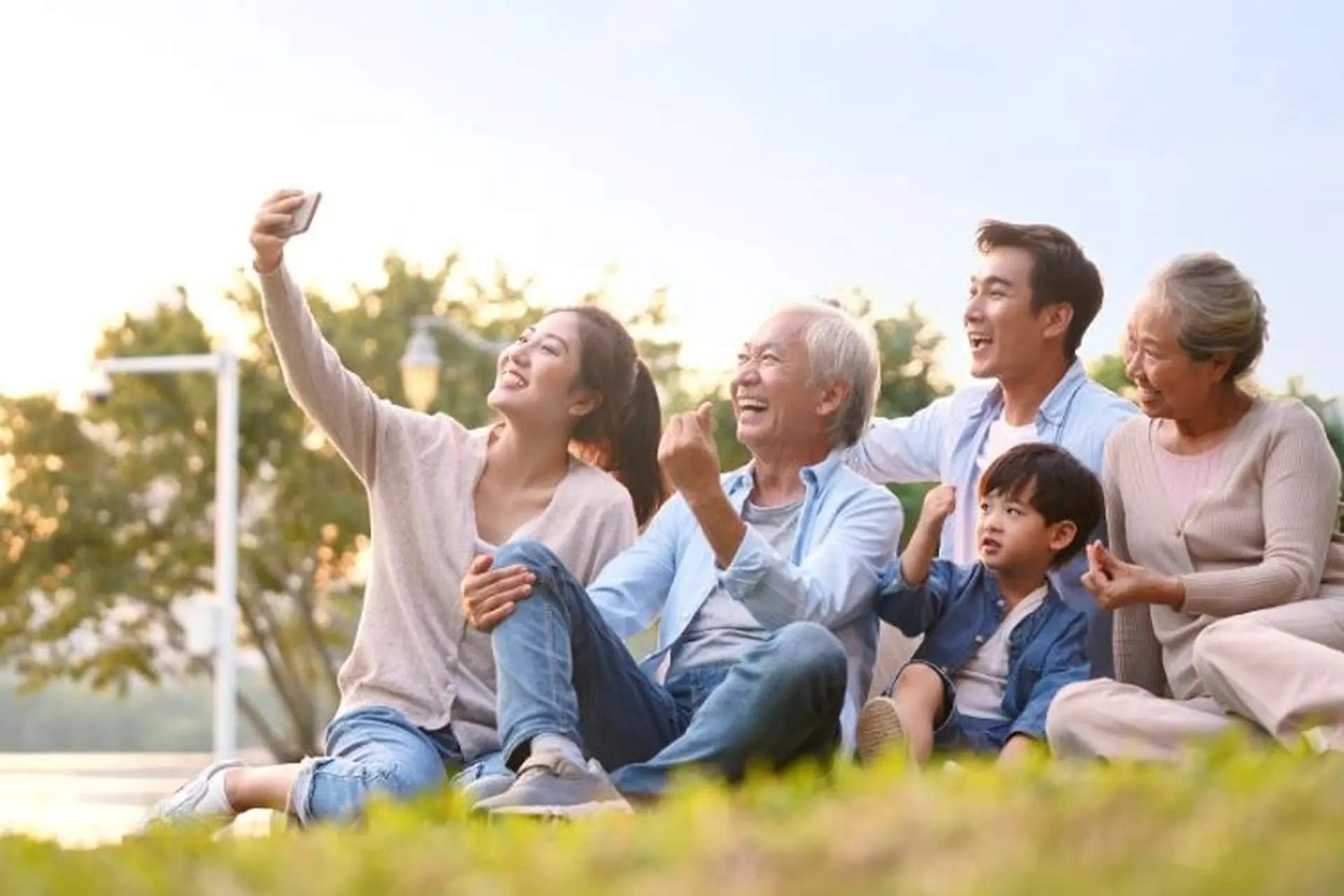 Gia đình là gì? Tìm hiểu vai trò và các chức năng quan trọng của gia đình trong xã hội