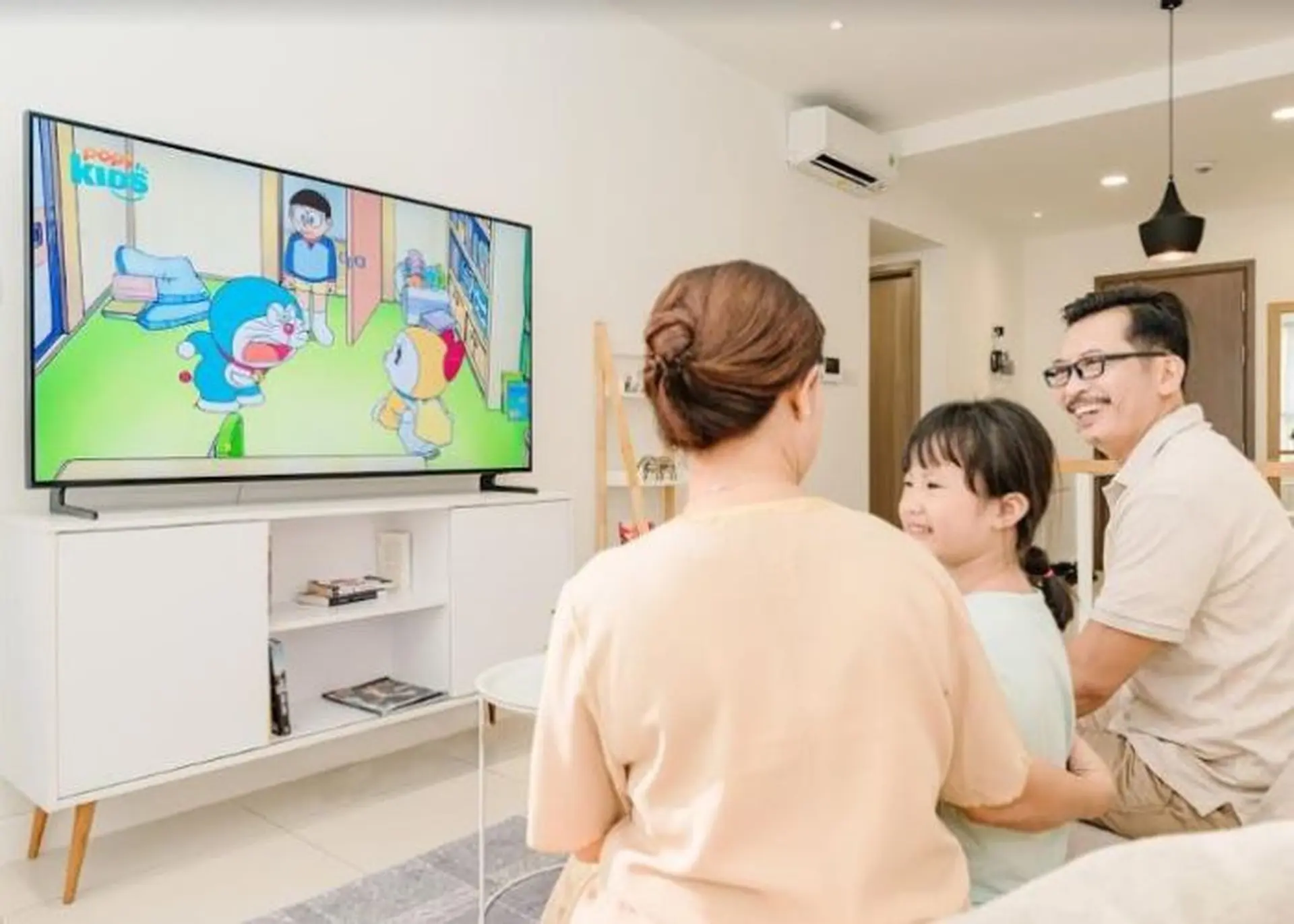Cập nhật giá tivi 49 inch từ các thương hiệu uy tín đang cháy hàng trên thị trường