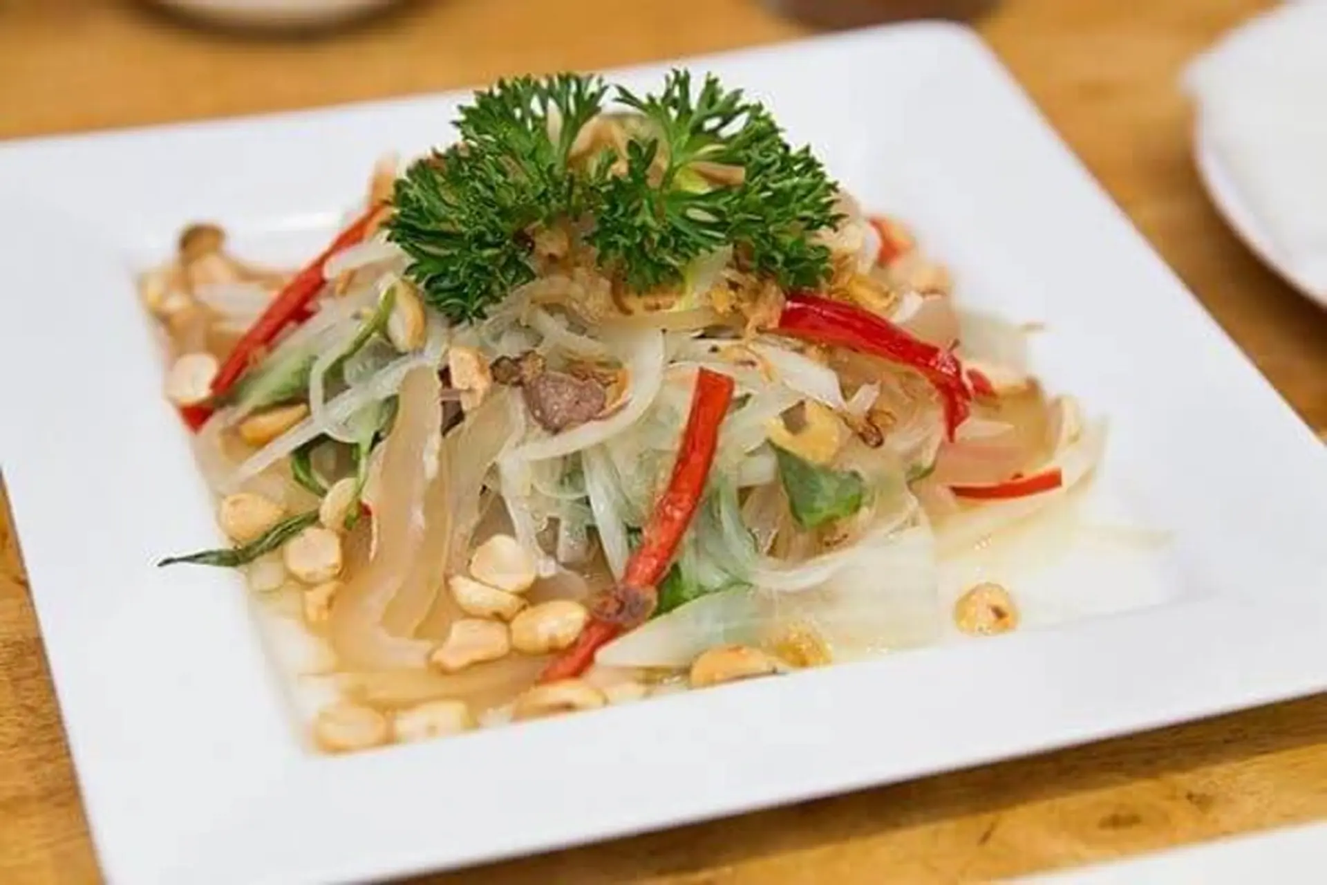 Hướng dẫn cách làm gỏi da bò giòn ngon, đậm vị chuẩn nhà hàng ngay tại nhà