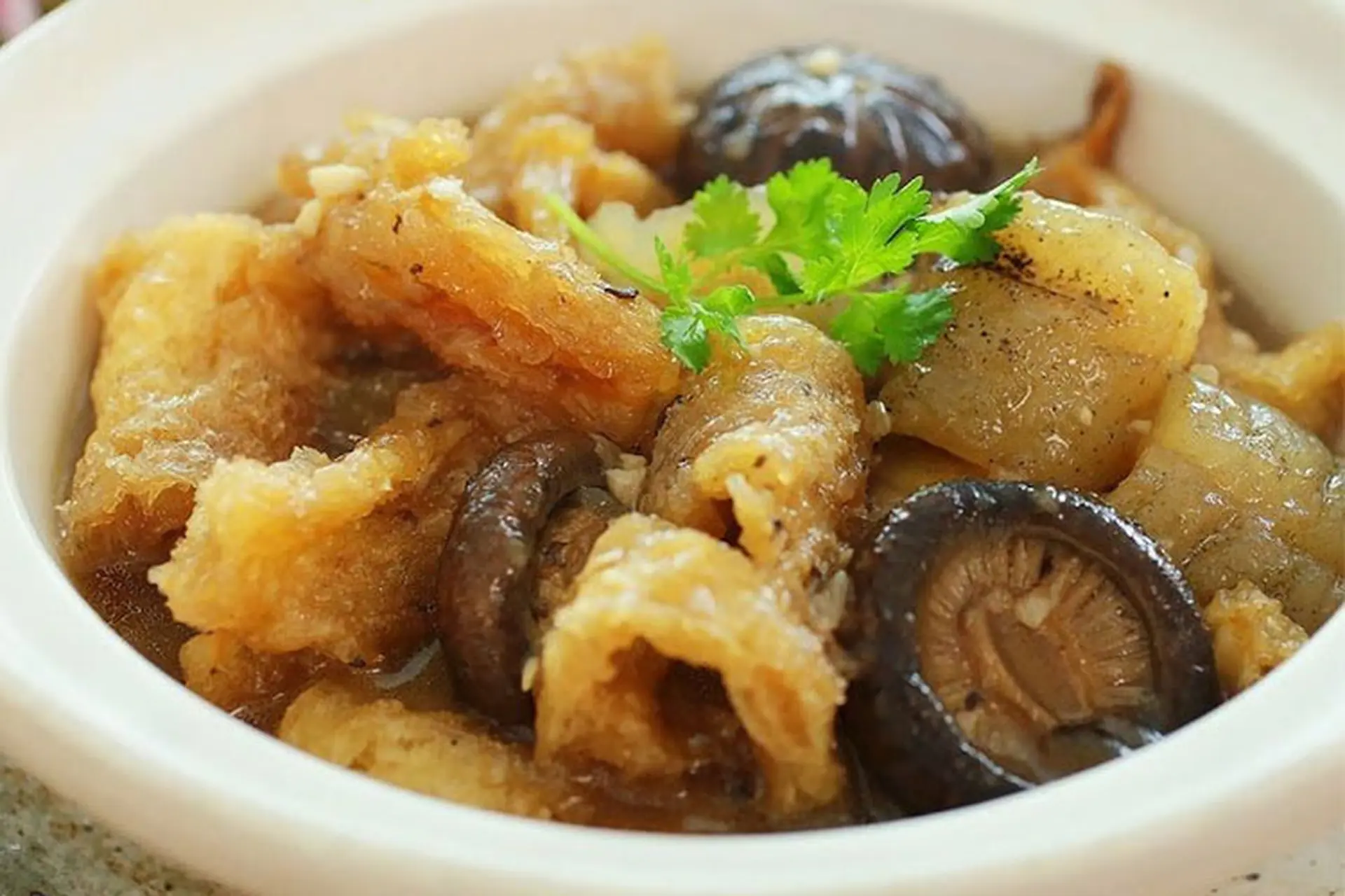 Hải sâm làm món gì ngon? Gợi ý top 7 món ăn bổ dưỡng được chế biến từ hải sâm