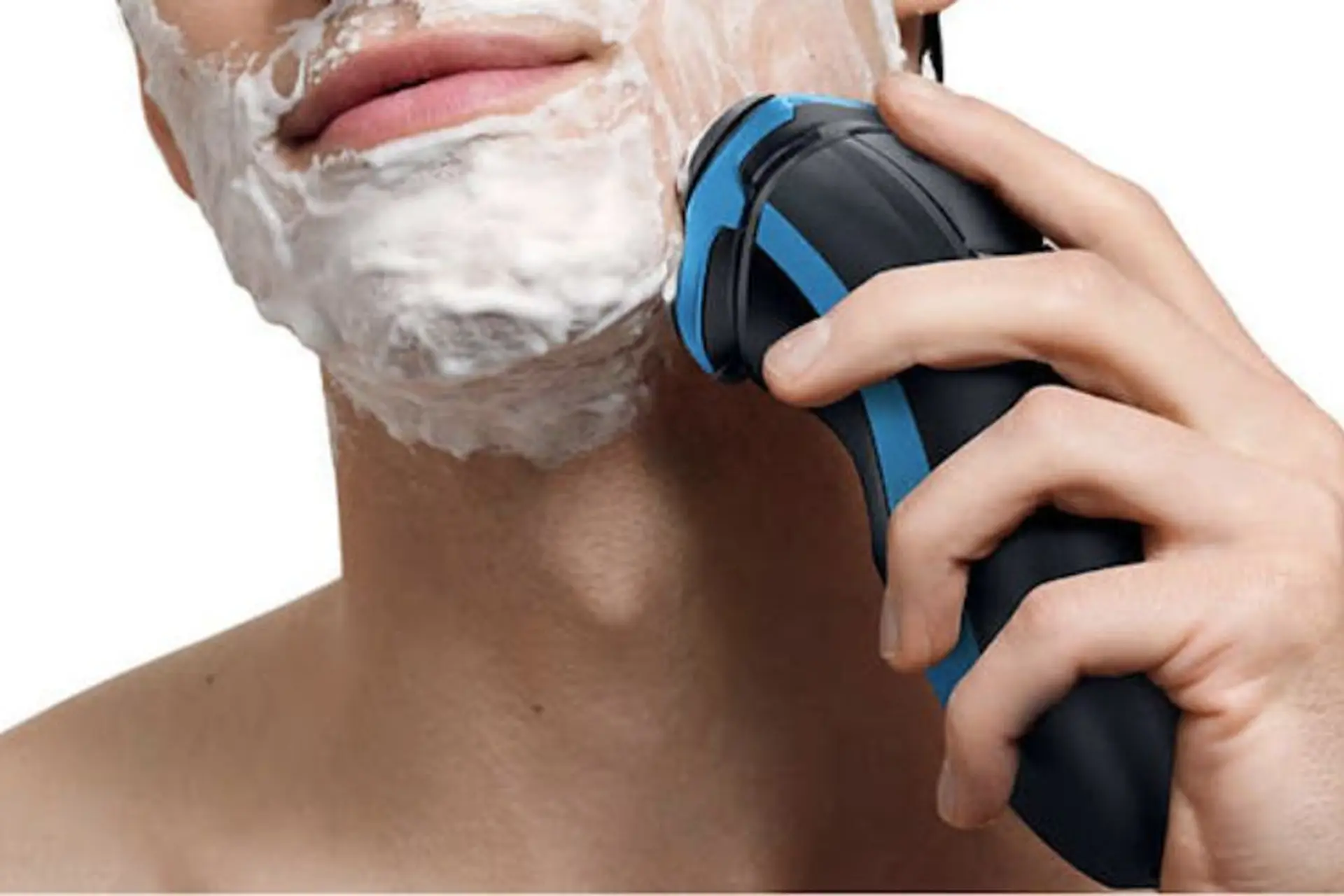 Hệ thống QuickRinse trên máy cạo râu Philips có những ưu điểm và nhược điểm gì?