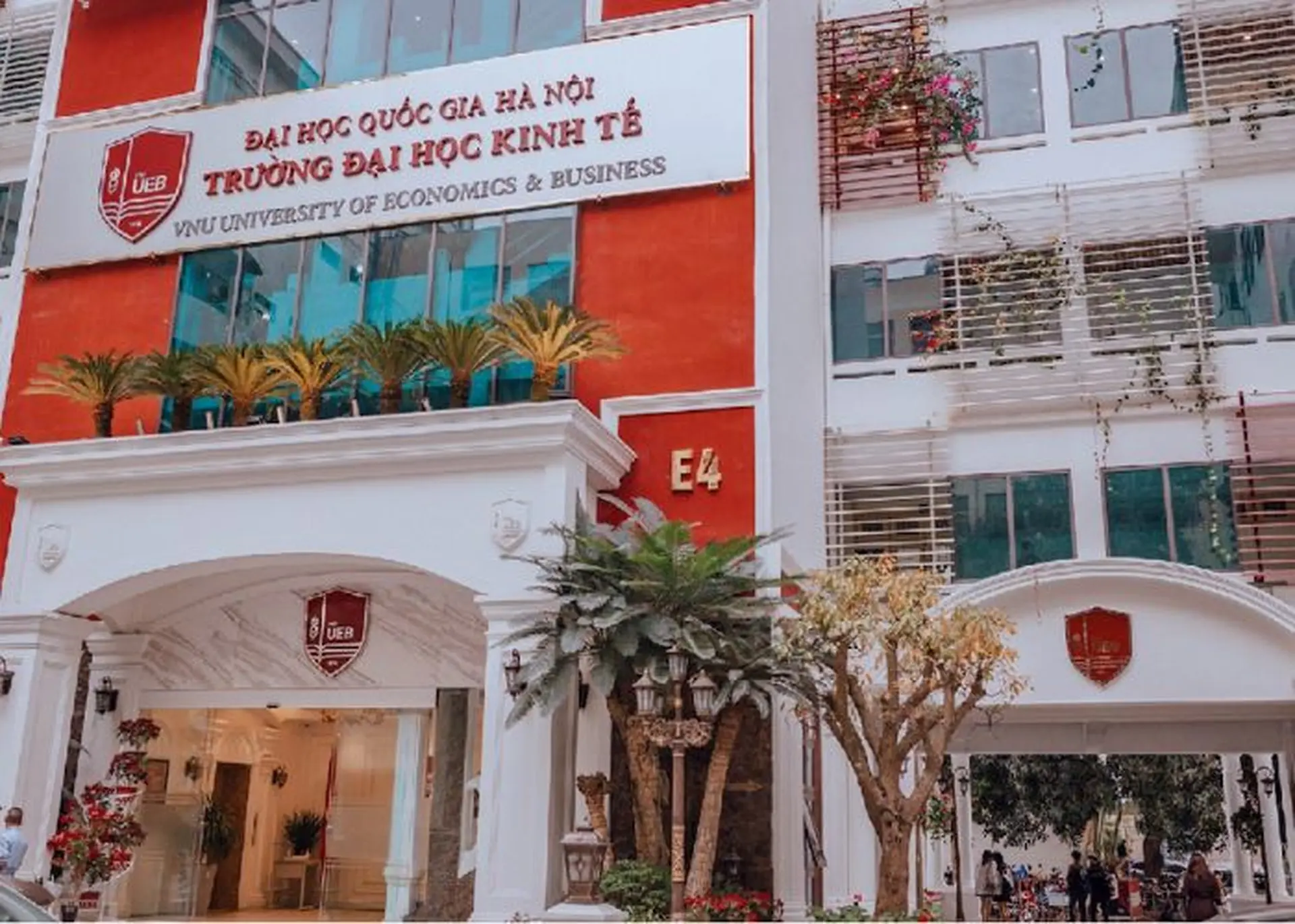 Cập nhật học phí UEB 2025 - Trường Đại học kinh tế thuộc Đại học Quốc gia Hà Nội