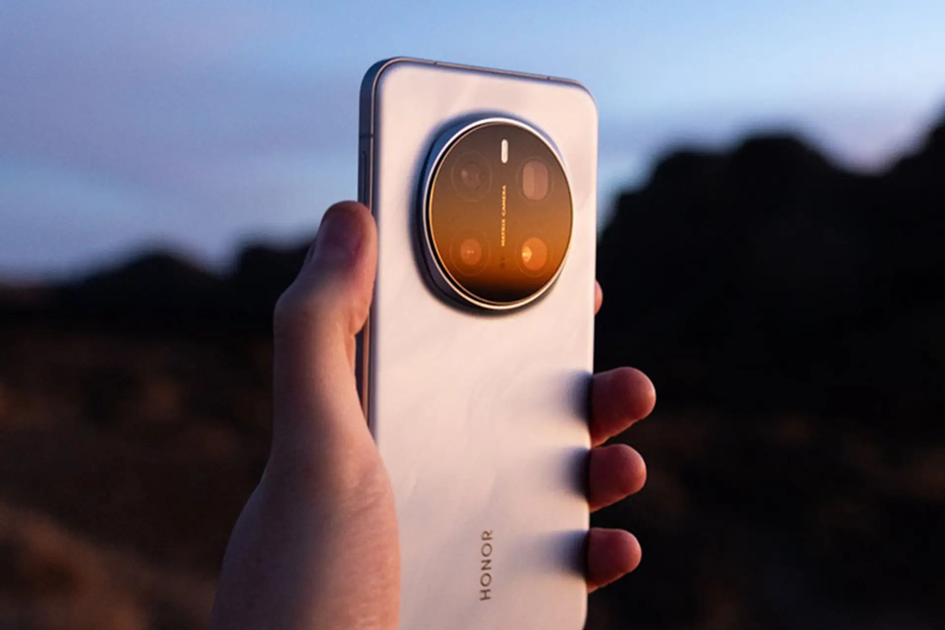 HONOR Magic8 Ultra lộ cấu hình màn hình, chip và camera ấn tượng