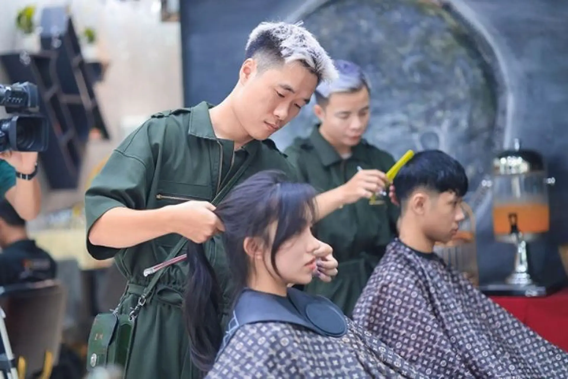 Top các tiệm hớt tóc nữ đẹp và thợ tay nghề tốt nhất tại thành phố Hồ Chí Minh