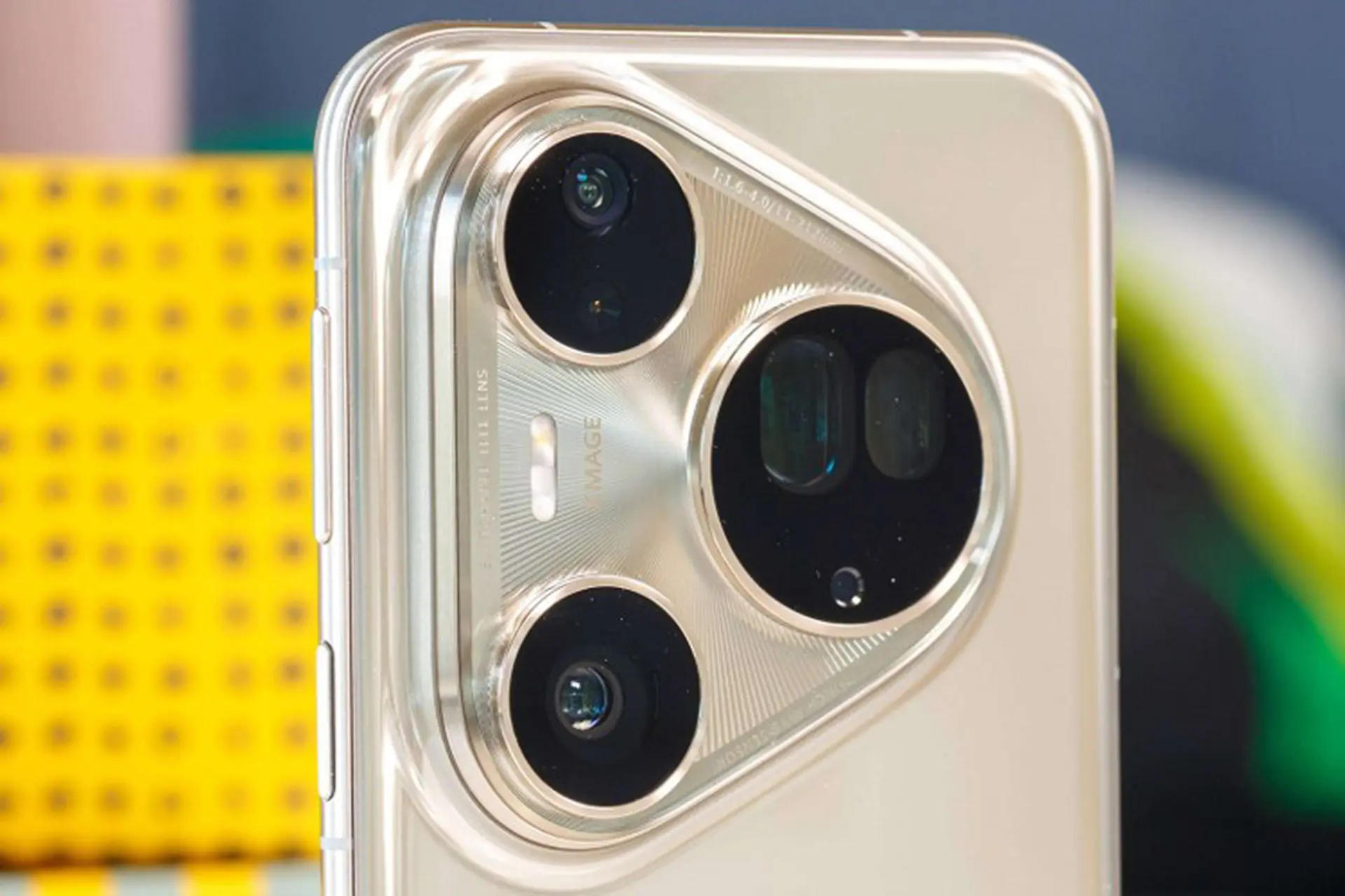 Huawei trở lại vị trí số 1 tại Trung Quốc trong quý 2 năm 2025