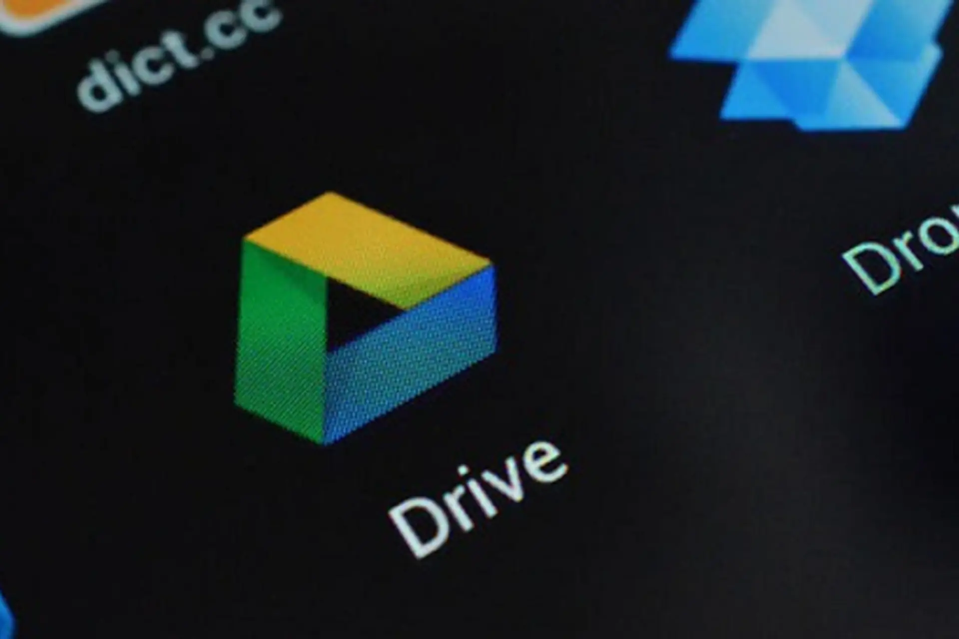 Hướng dẫn cài đặt Google Drive cho điện thoại và máy tính chỉ với vài bước đơn giản