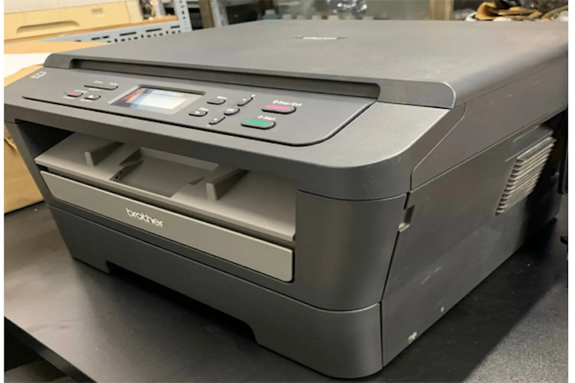 Chi tiết hướng dẫn sử dụng máy in Brother DCP 7060D các tính năng và mẹo in ấn hiệu quả