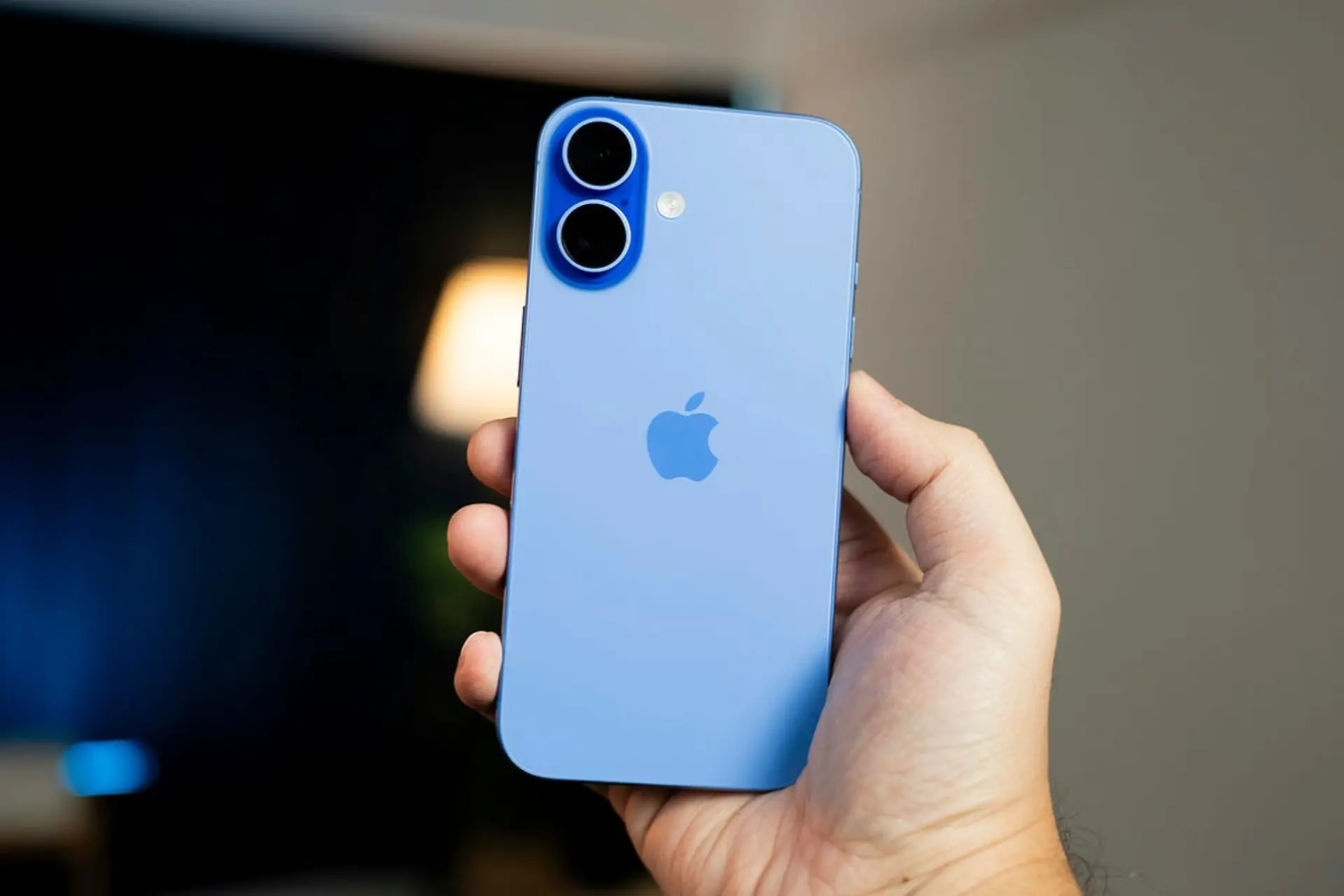 Giải đáp: iPhone 16 có mấy camera? Đánh giá chi tiết khả năng chụp ảnh và quay phim cho người thích sáng tạo nội dung