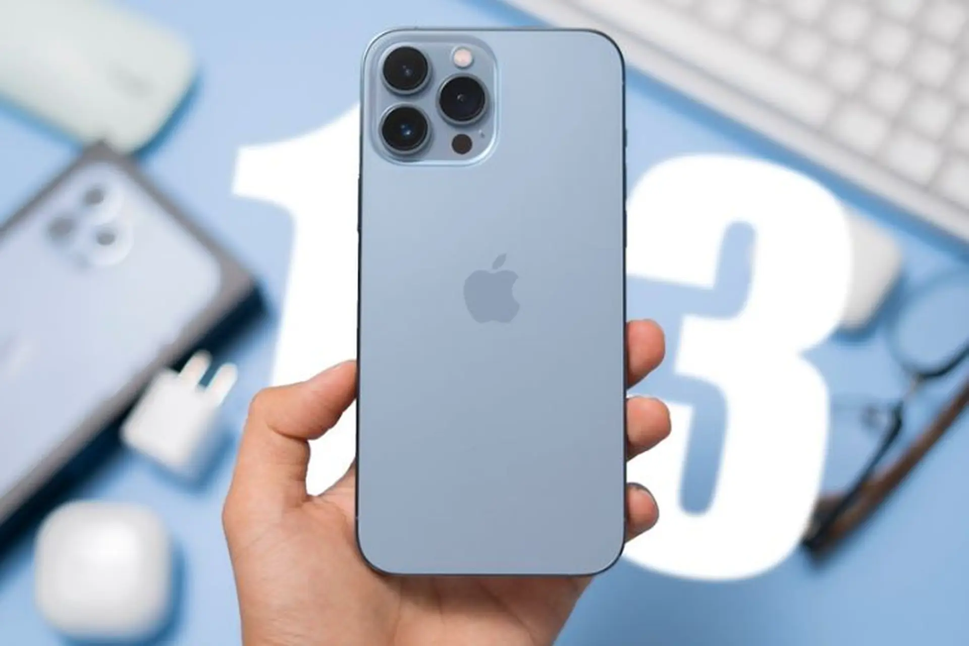 iPhone màu xanh có những mẫu nào? Gợi ý các phiên bản đẹp và đáng mua hiện nay