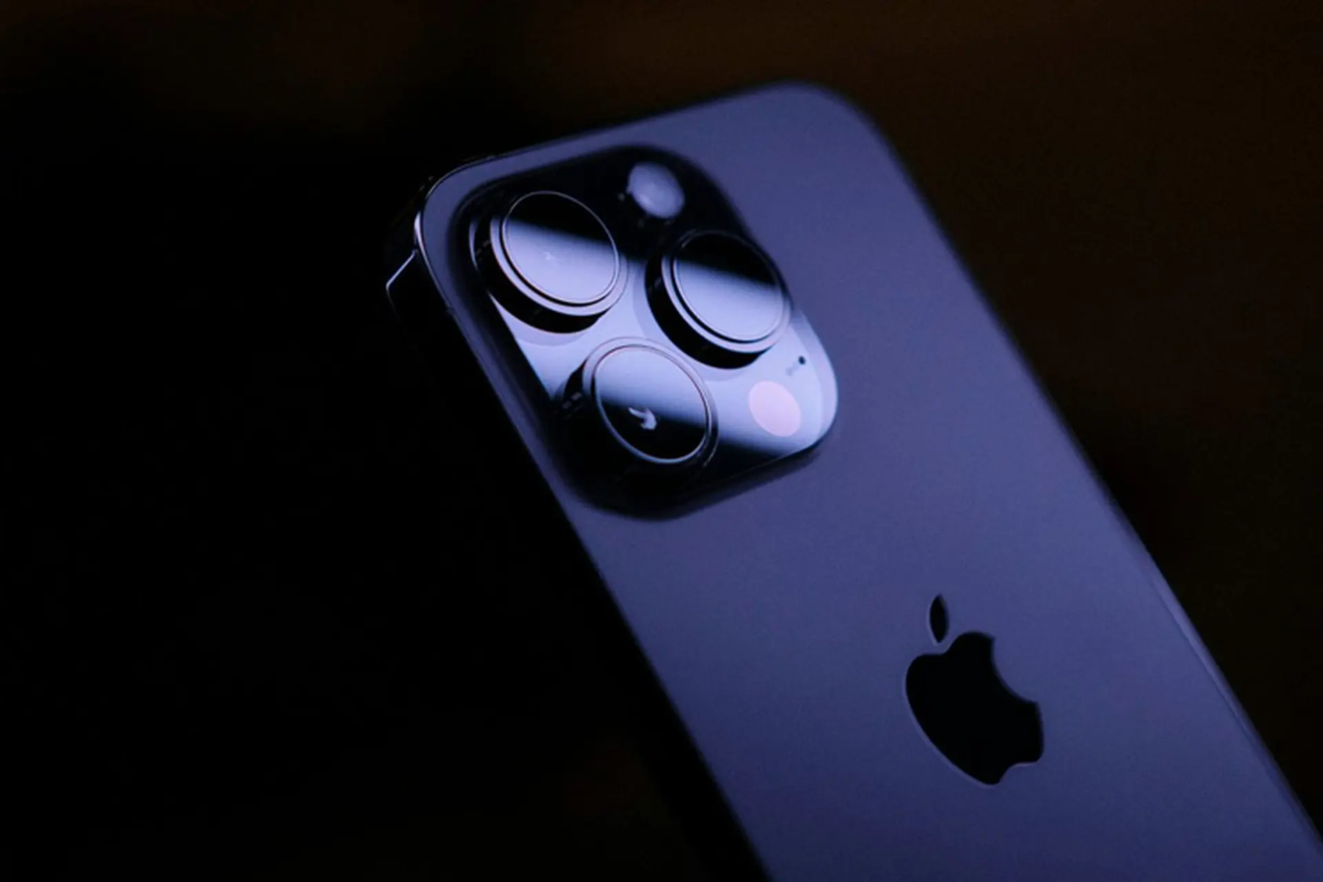 iPhone phục hồi mạnh mẽ tại Trung Quốc bất chấp thị trường suy giảm