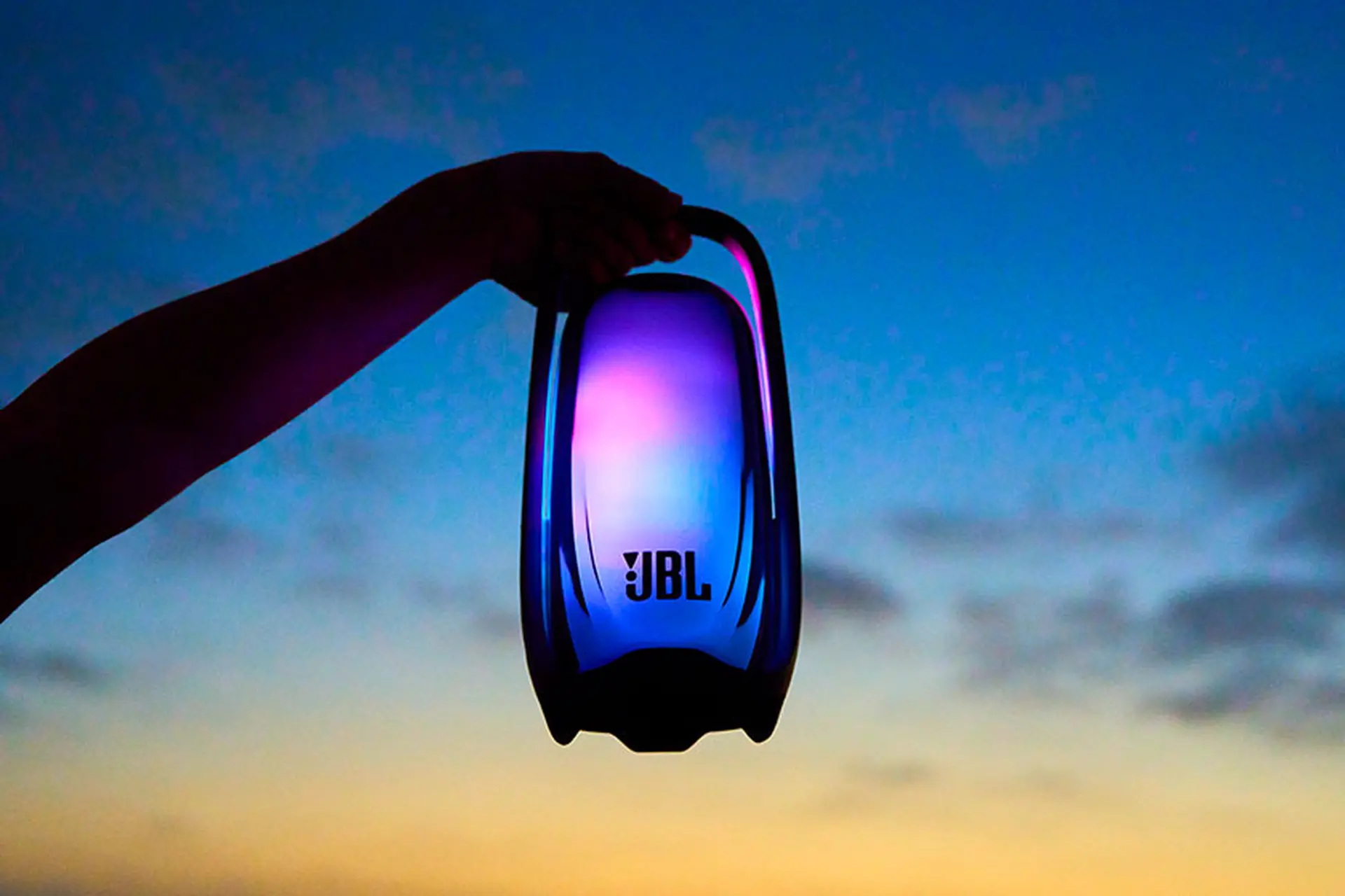 JBL Pulse 6 ra mắt: Đèn LED 360 độ bắt mắt, công suất 40 W, pin 12 giờ