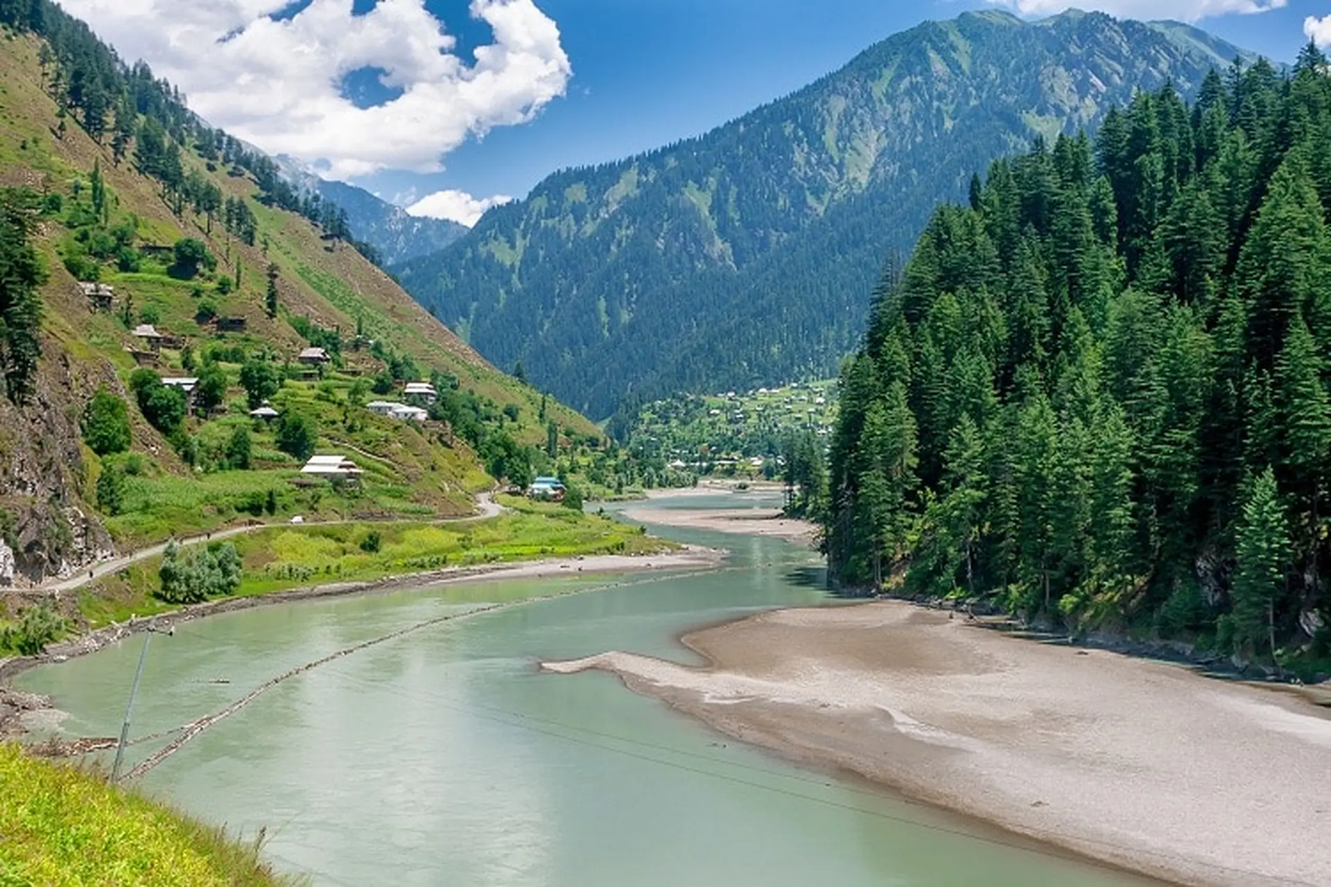 Kashmir là nước nào? Tìm hiểu vùng đất tranh chấp giữa Ấn Độ, Pakistan và Trung Quốc