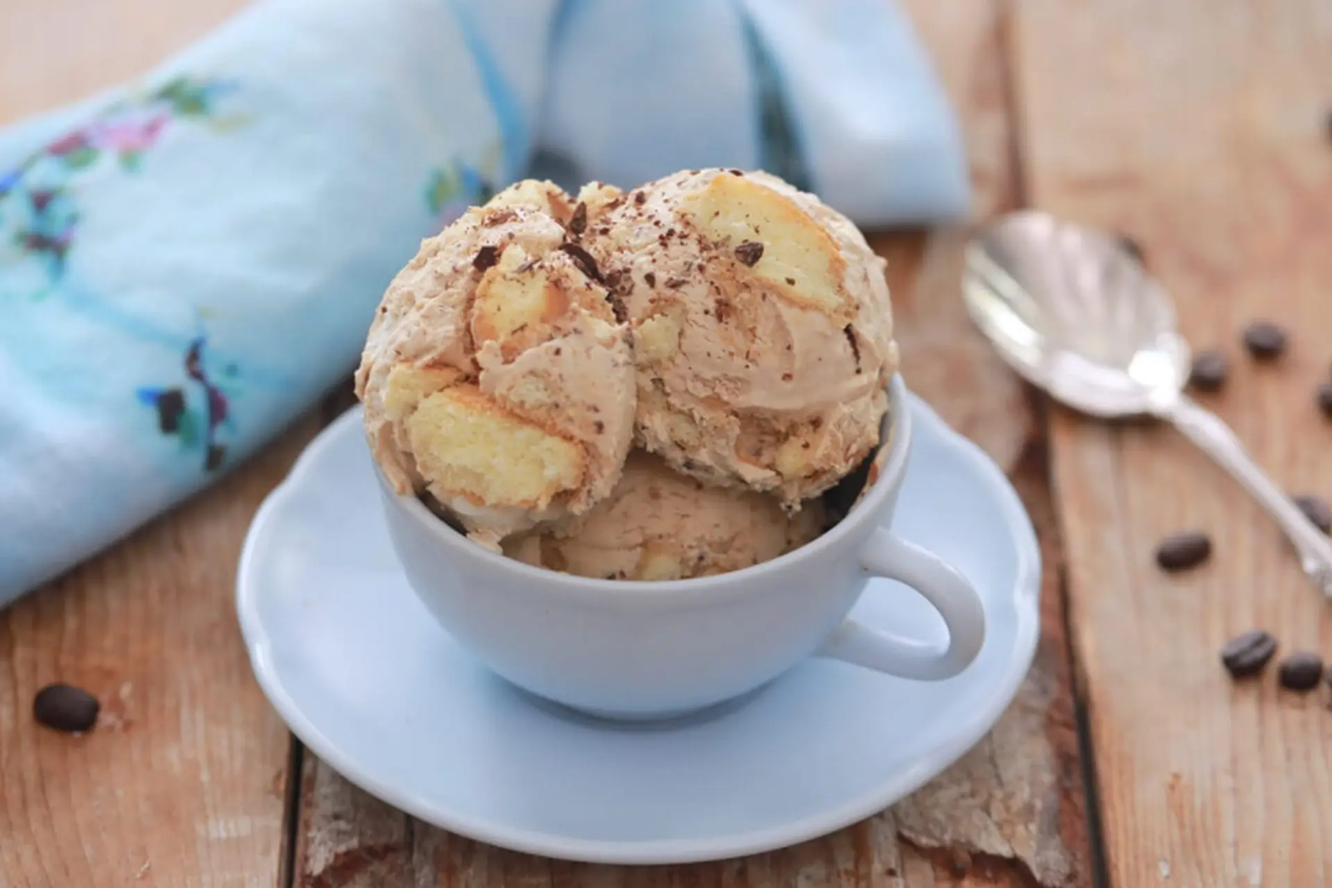 Mách bạn 2 công thức kem tiramisu thơm ngon, đậm vị cho món tráng miệng tại nhà