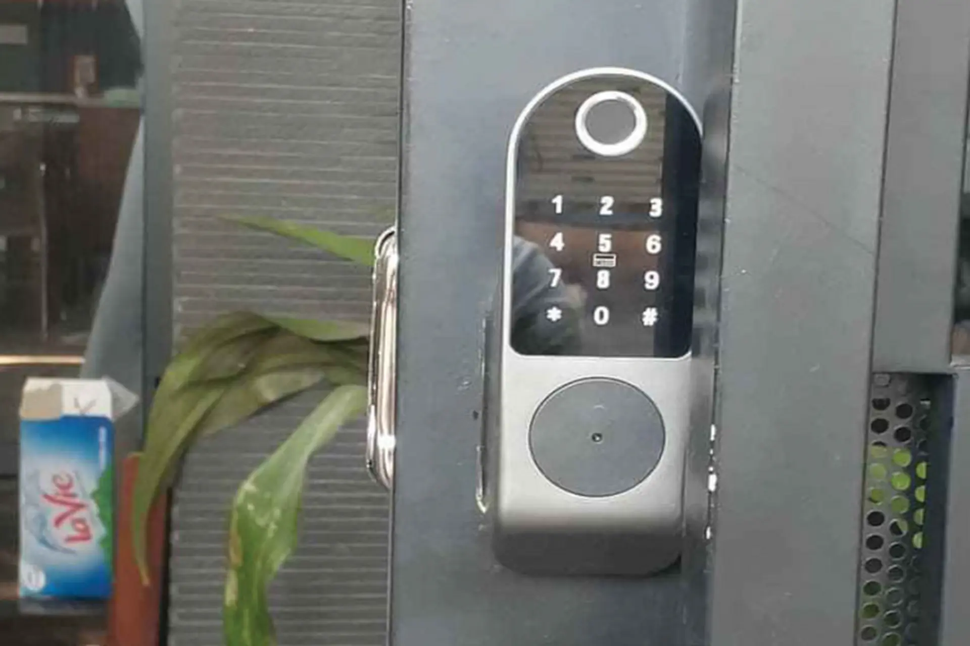 Khóa điện tử cho cửa cổng loại nào tốt? Gợi ý các loại khóa cổng điện tử an toàn, bền đẹp, giá rẻ đáng mua