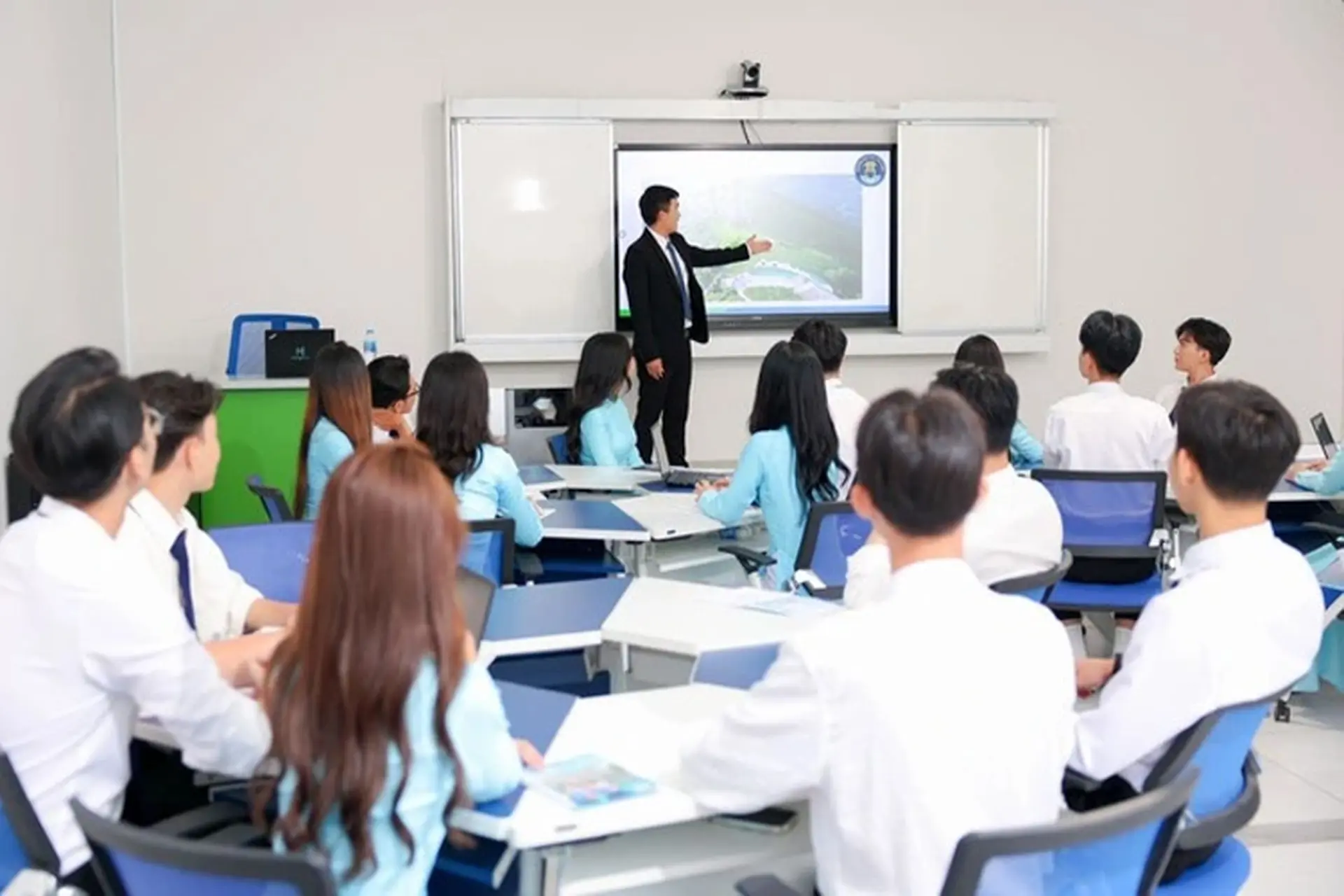 Khối X22 gồm những ngành nào? Trường nào xét tuyển? Mọi thông tin hữu ích về khối X22