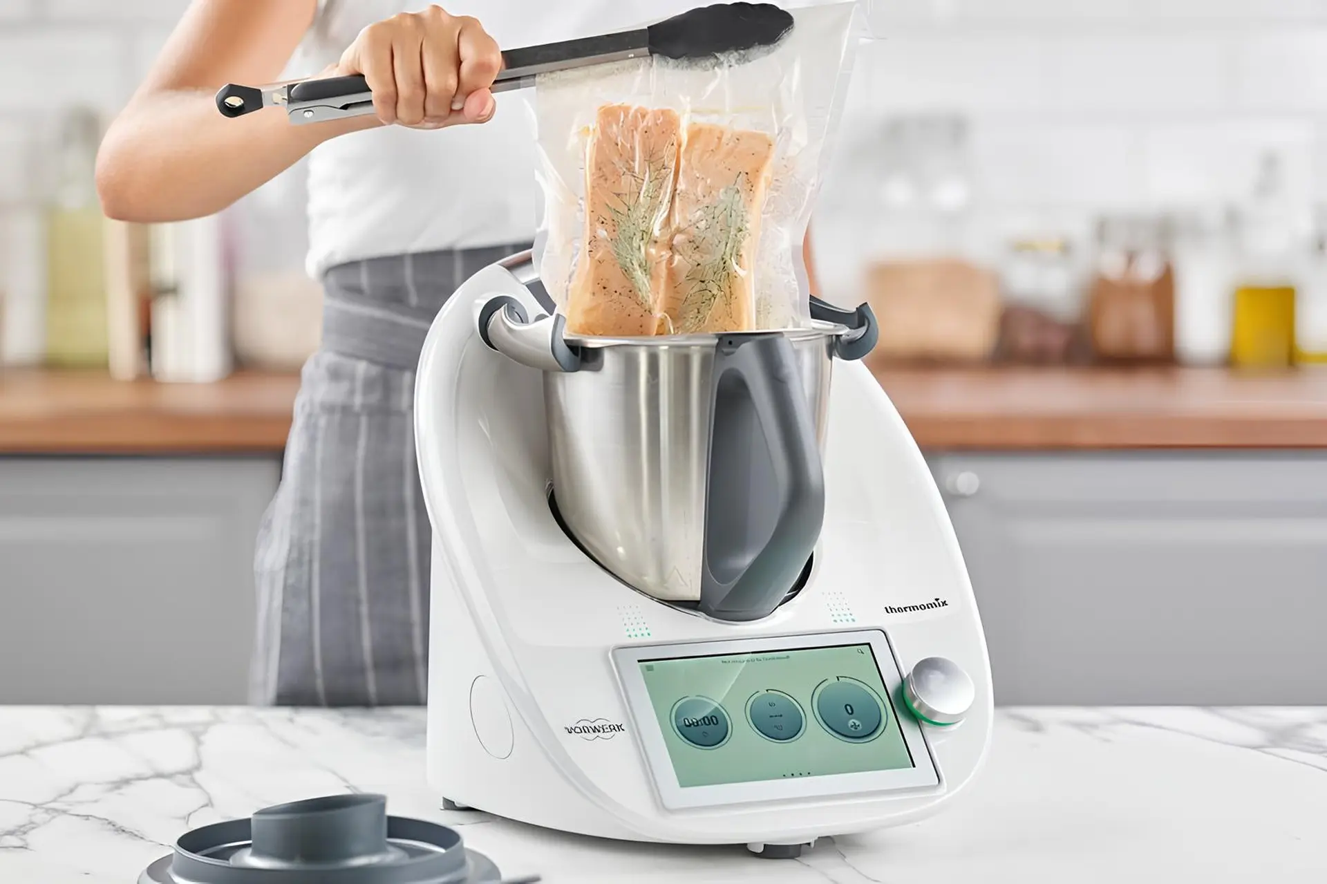 Giải mã kĩ thuật nấu chậm sous vide: Bảo toàn dinh dưỡng, bùng nổ hương vị