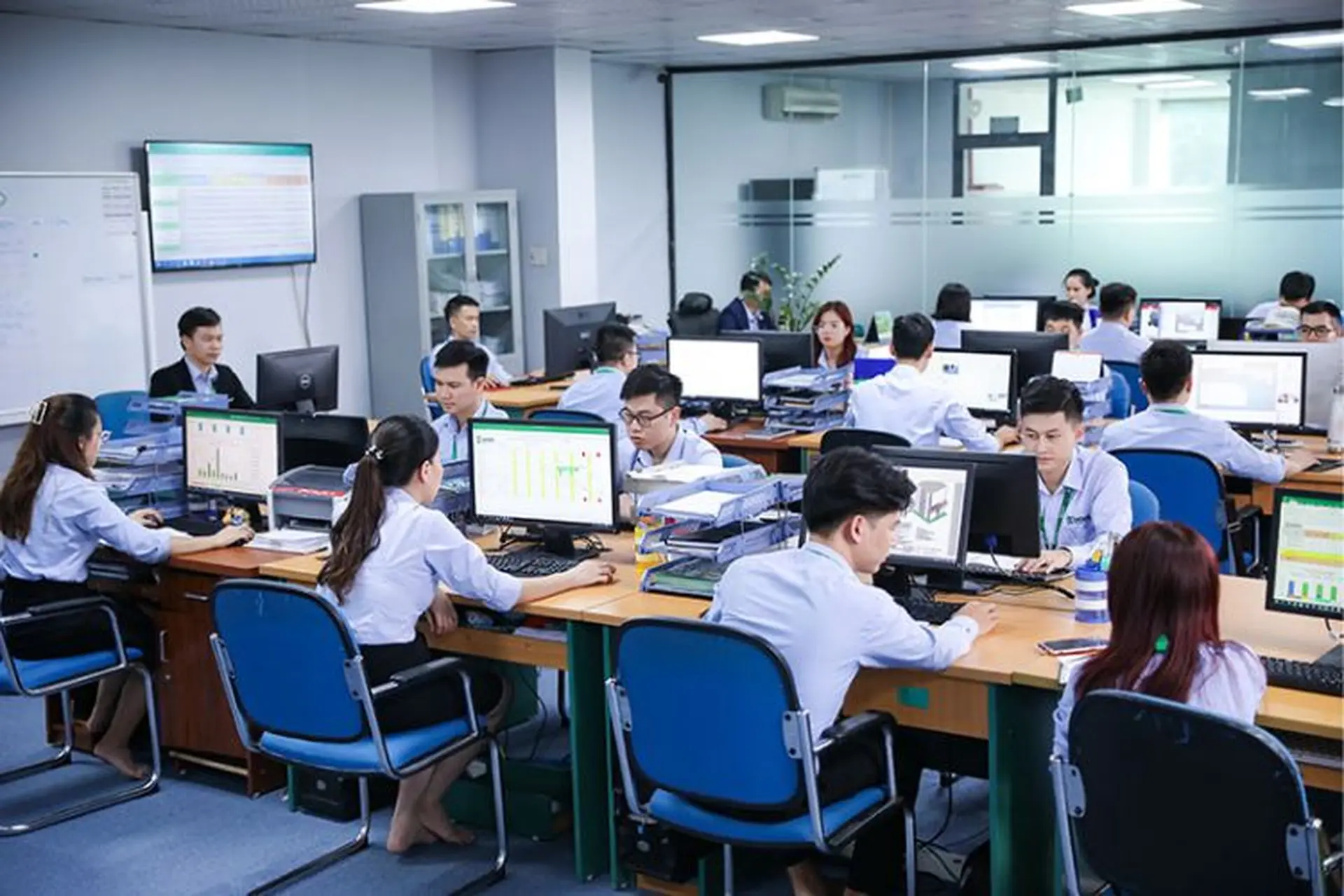 Kiện toàn là gì? Vì sao cần phải thực hiện kiện toàn? Quy trình đó diễn ra như thế nào?
