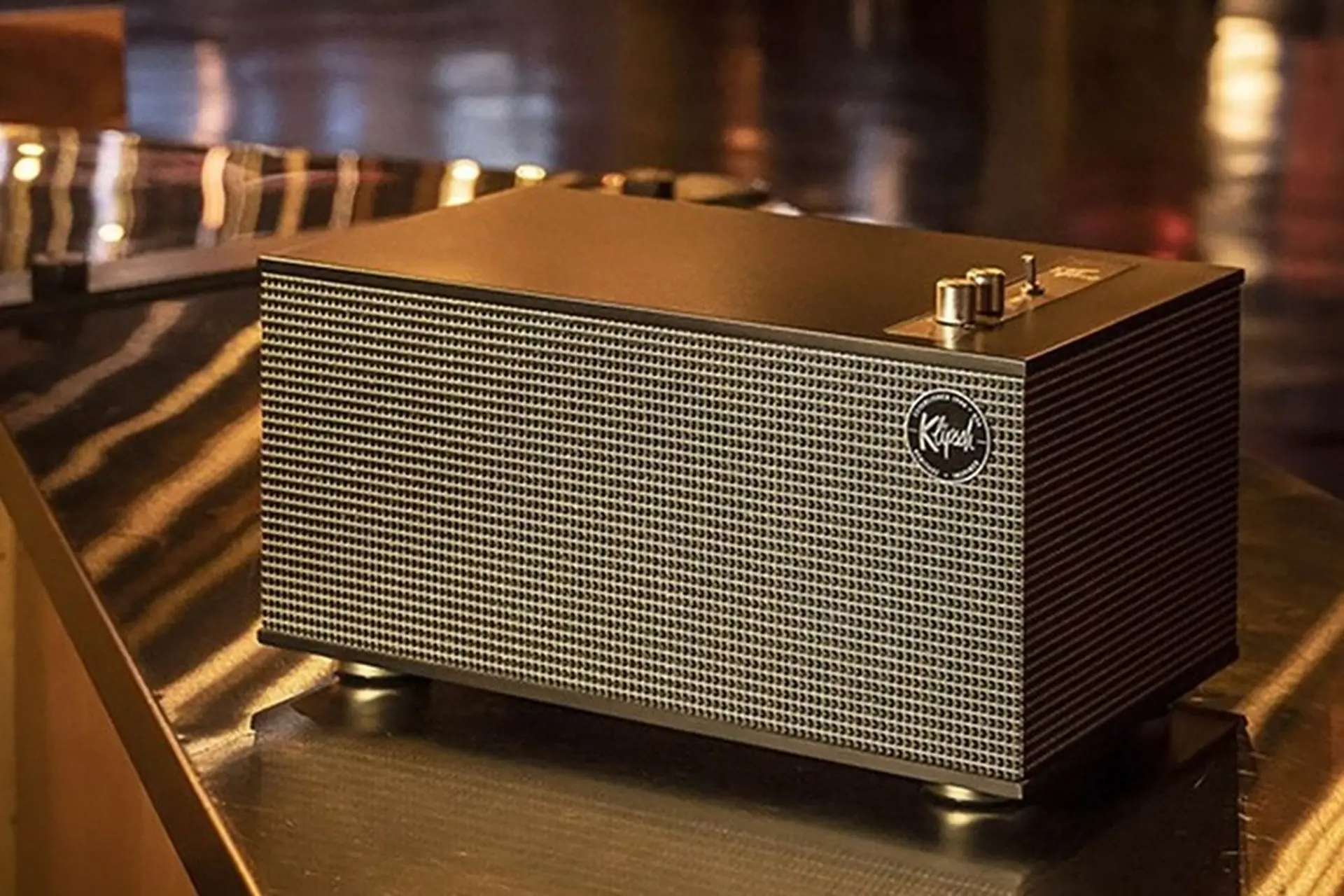 Đánh giá Klipsch The Three 2: Thông số kỹ thuật, thiết kế, âm thanh và khả năng kết nối 