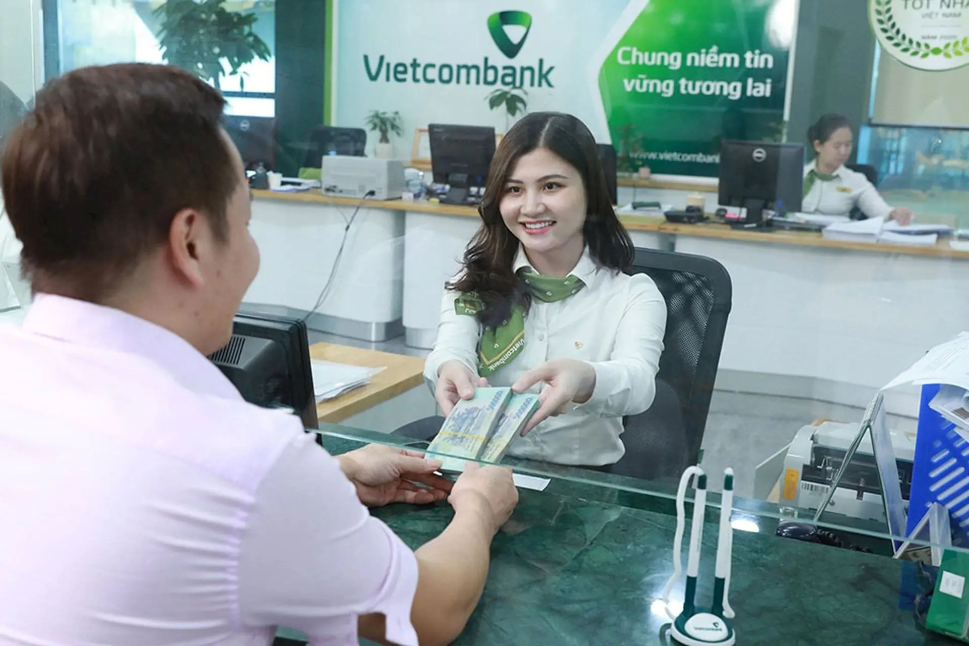 Cập nhật lãi tiết kiệm Vietcombank mới nhất tháng 11/2024 - Có nên gửi tiết kiệm Vietcombank không?
