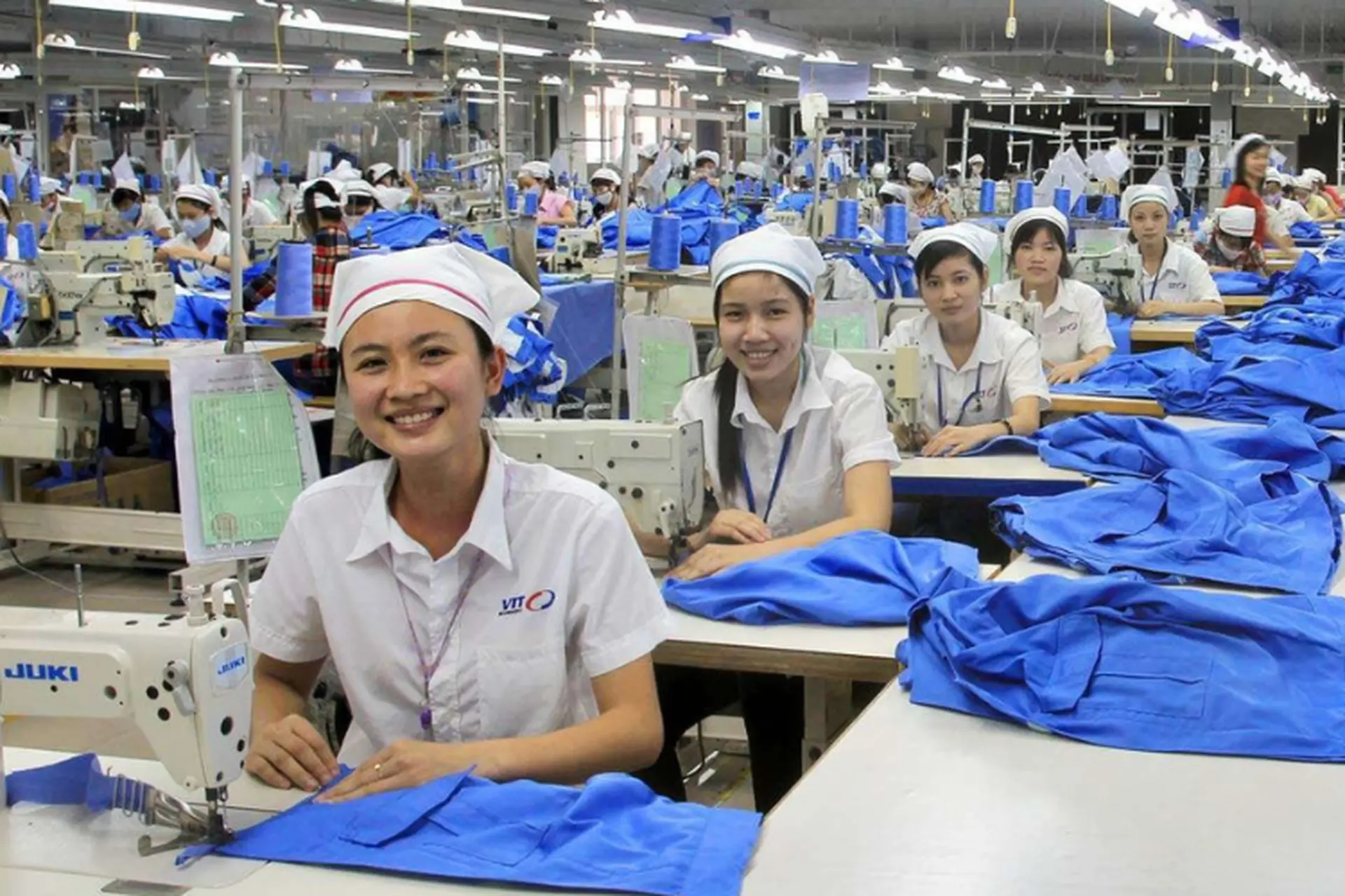 Lao động phổ thông là gì? Cách tìm việc hiệu quả và 5 yếu tố quan trọng để nâng cao cơ hội việc làm