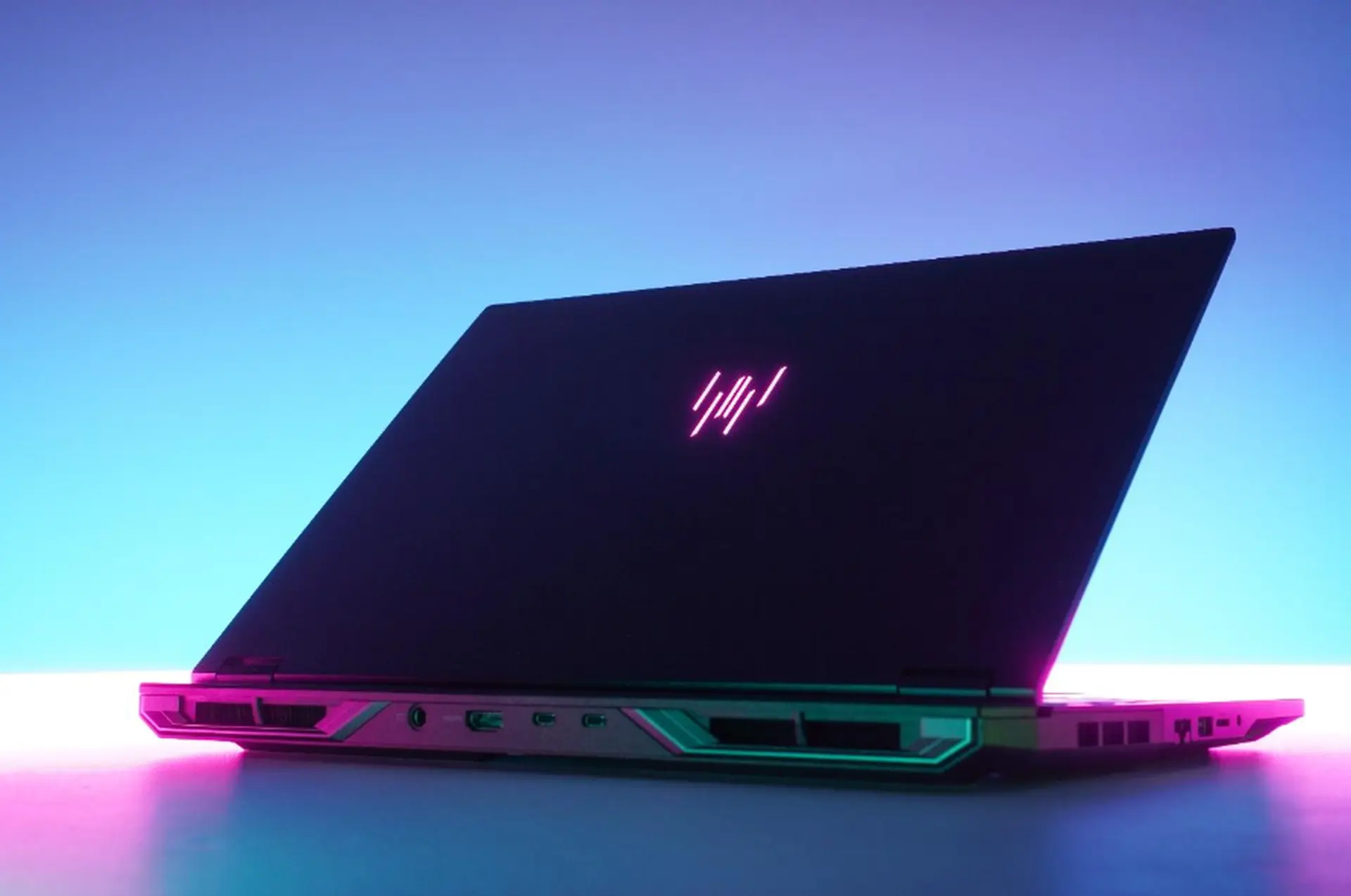 Laptop gaming có phù hợp để học tập và làm việc mỗi ngày? Chọn mẫu nào phù hợp?