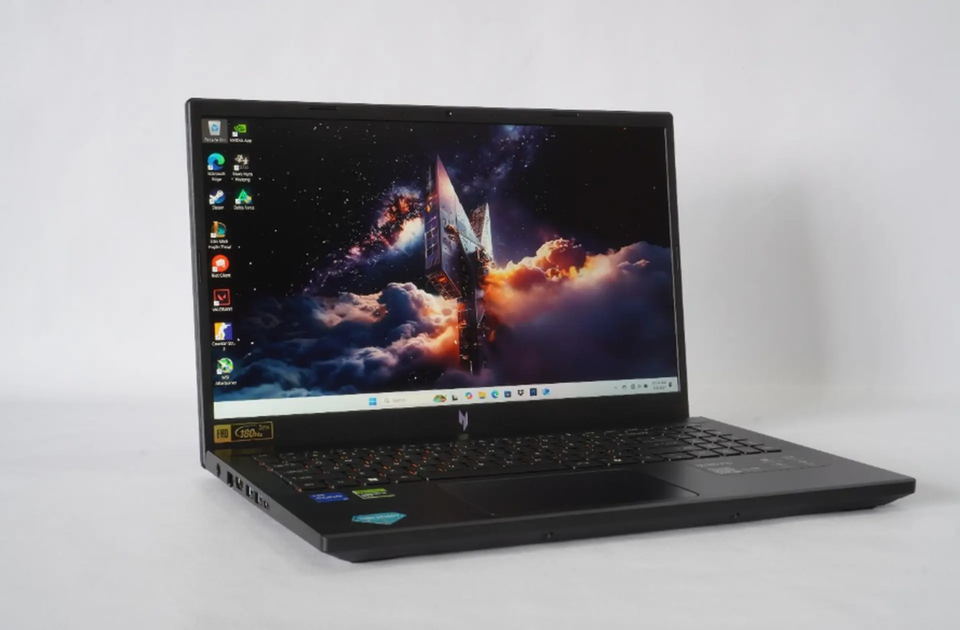 Laptop gaming nào phù hợp với sinh viên CNTT, Thiết kế và Kiến trúc năm 2026?