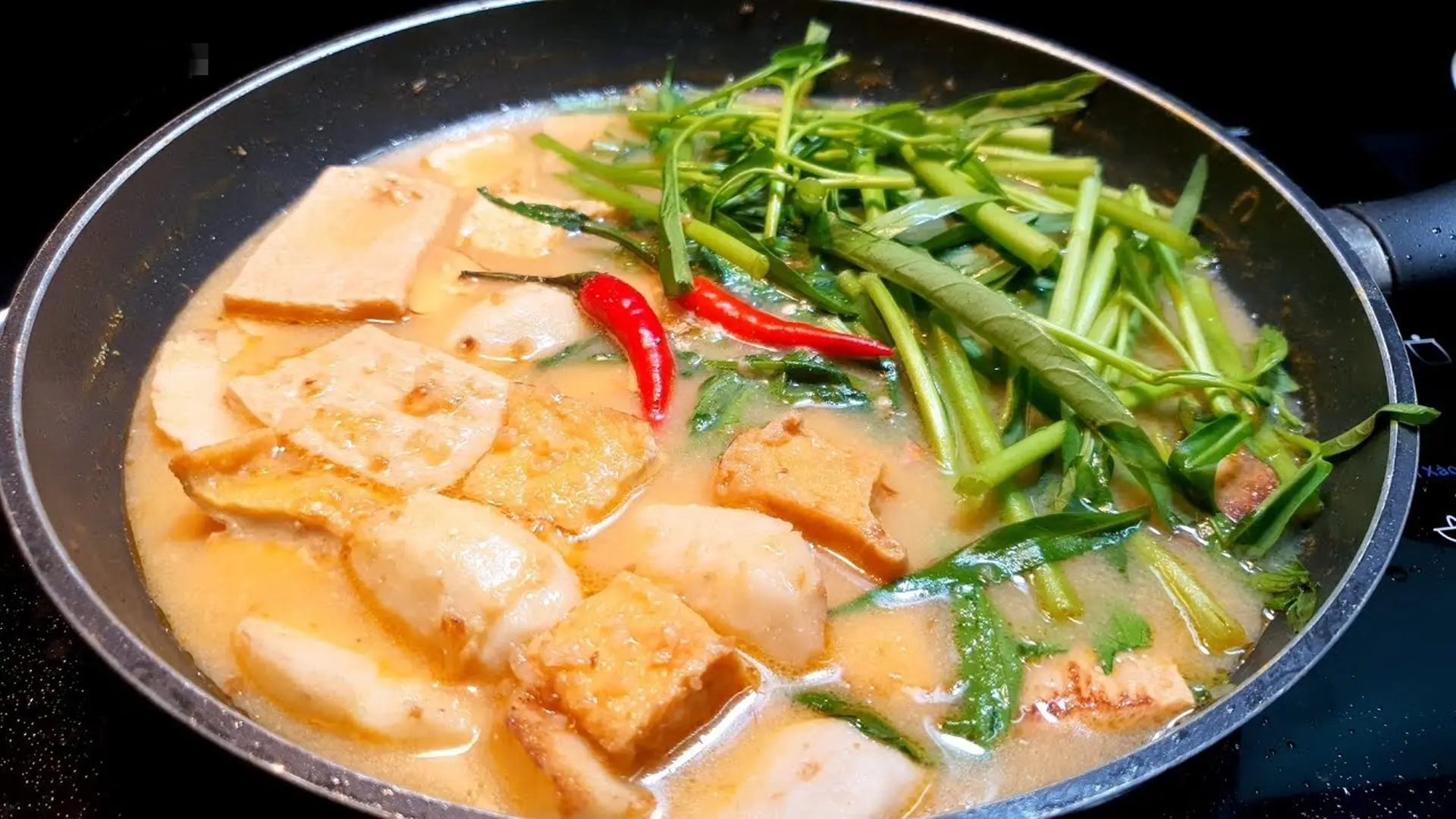 Gợi ý 2 cách làm lẩu chao chay thơm ngon, dễ thực hiện, ai cũng có thể làm tại nhà