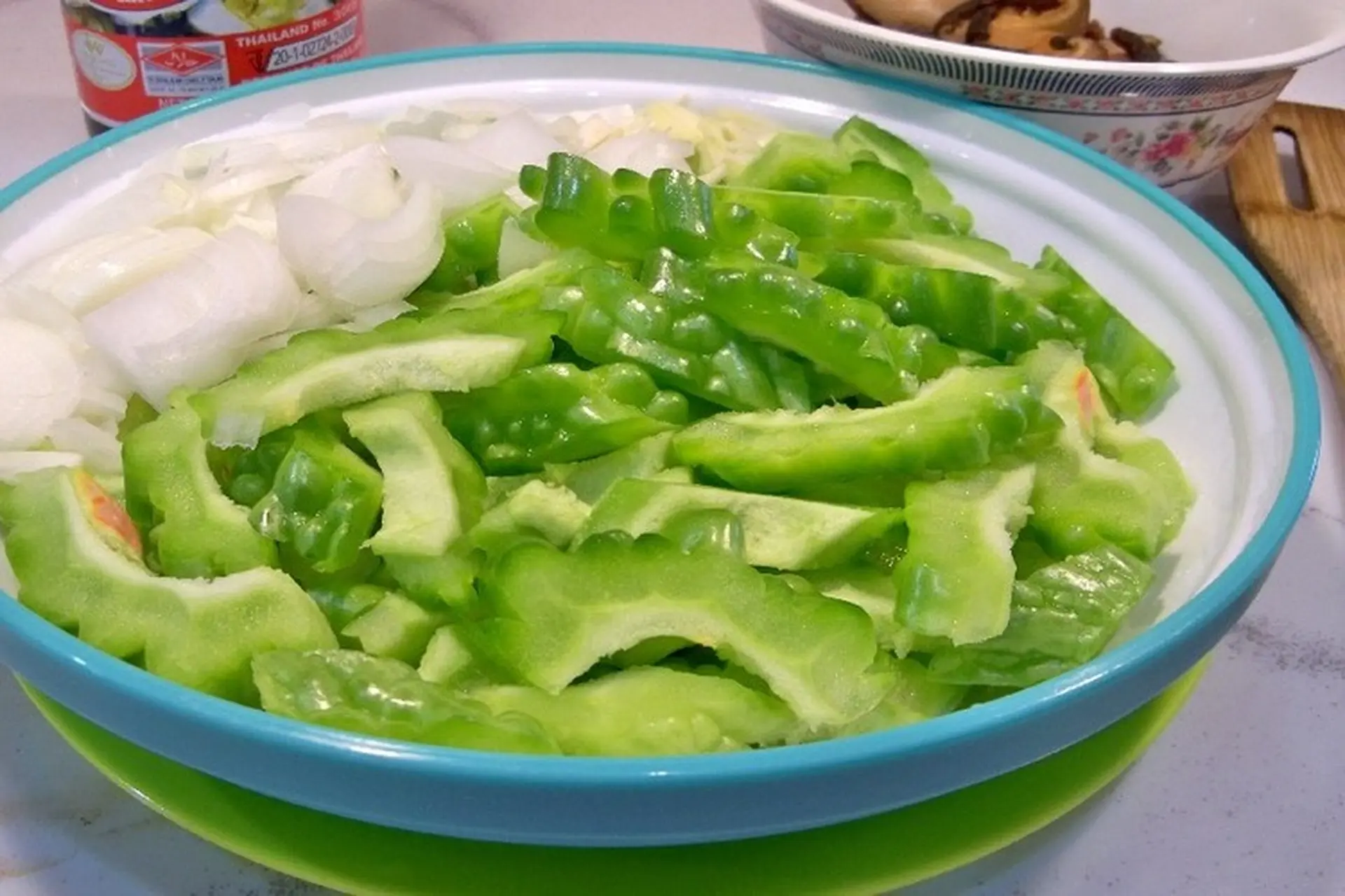 Hướng dẫn cách nấu lẩu khổ qua chay thanh đạm, bổ dưỡng, thơm ngon cho bữa ăn gia đình