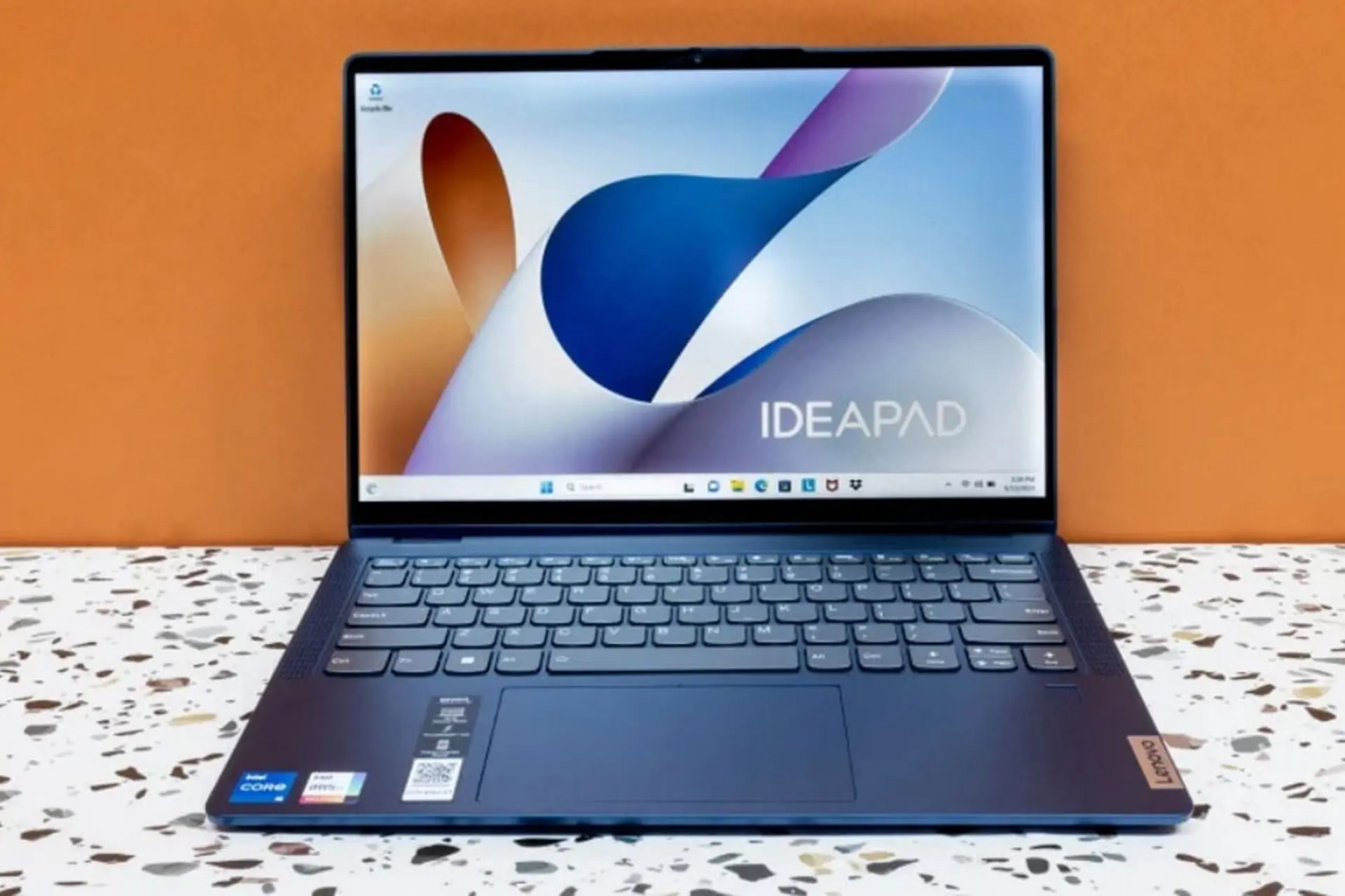 Có mẫu laptop Lenovo Ideapad dưới 1 ký hay không? Top laptop Lenovo Ideapad đáng mua năm 2024