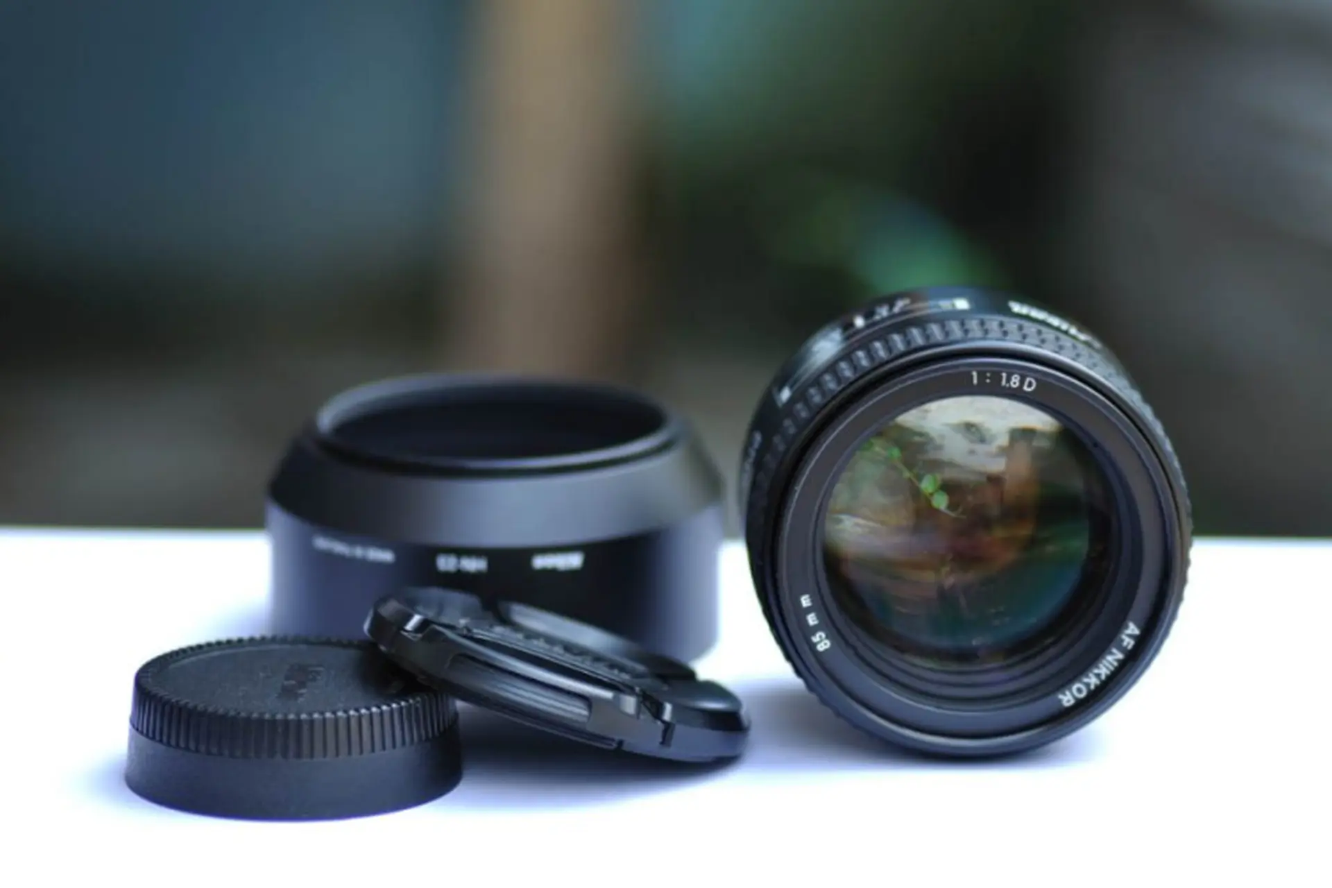 Lens fix là gì? Giải nghĩa thuật ngữ, công dụng và mẹo chọn lens chuẩn cho máy ảnh