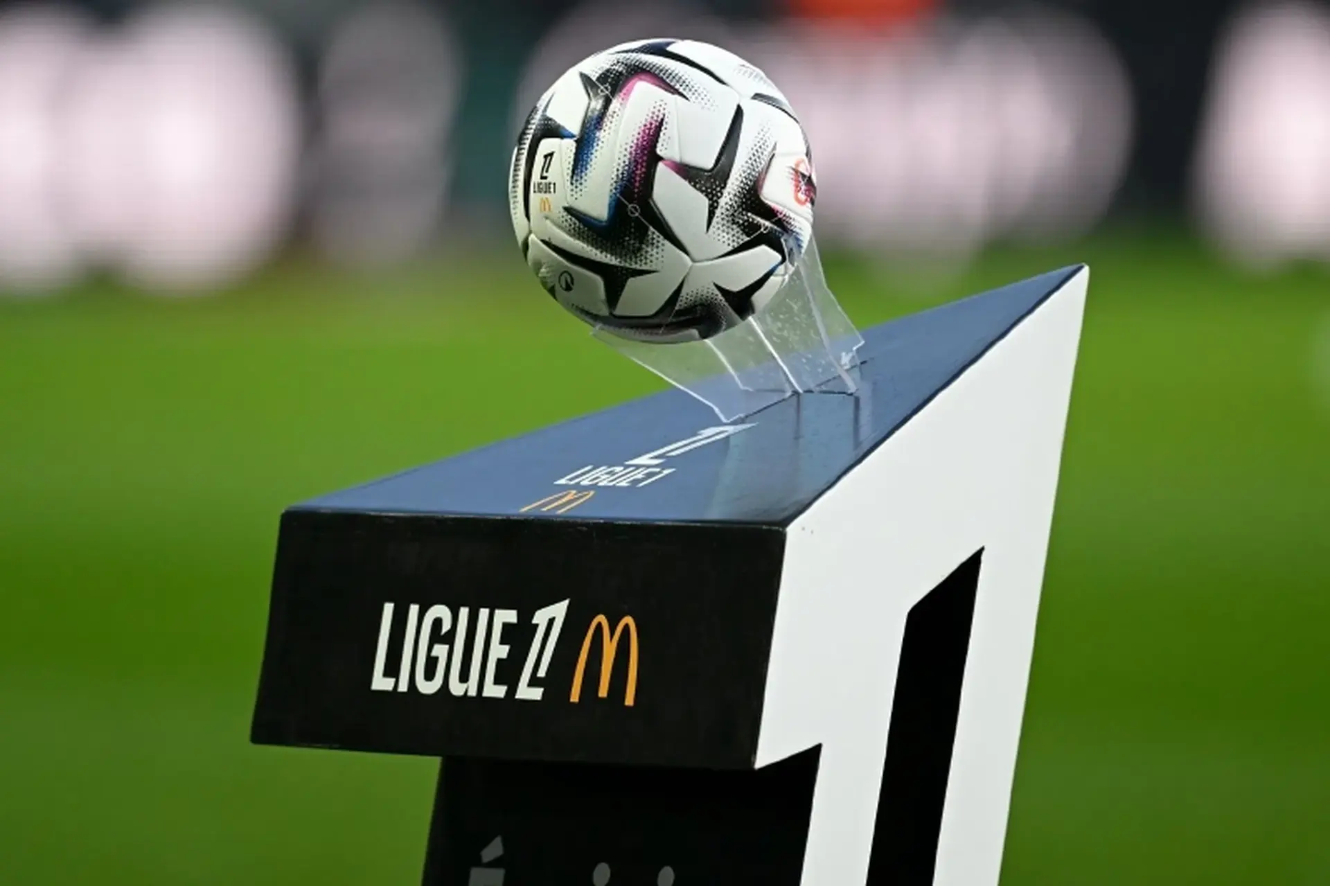 Ligue 1 được thành lập vào năm nào? Tìm hiểu lịch sử hình thành giải vô địch quốc gia Pháp
