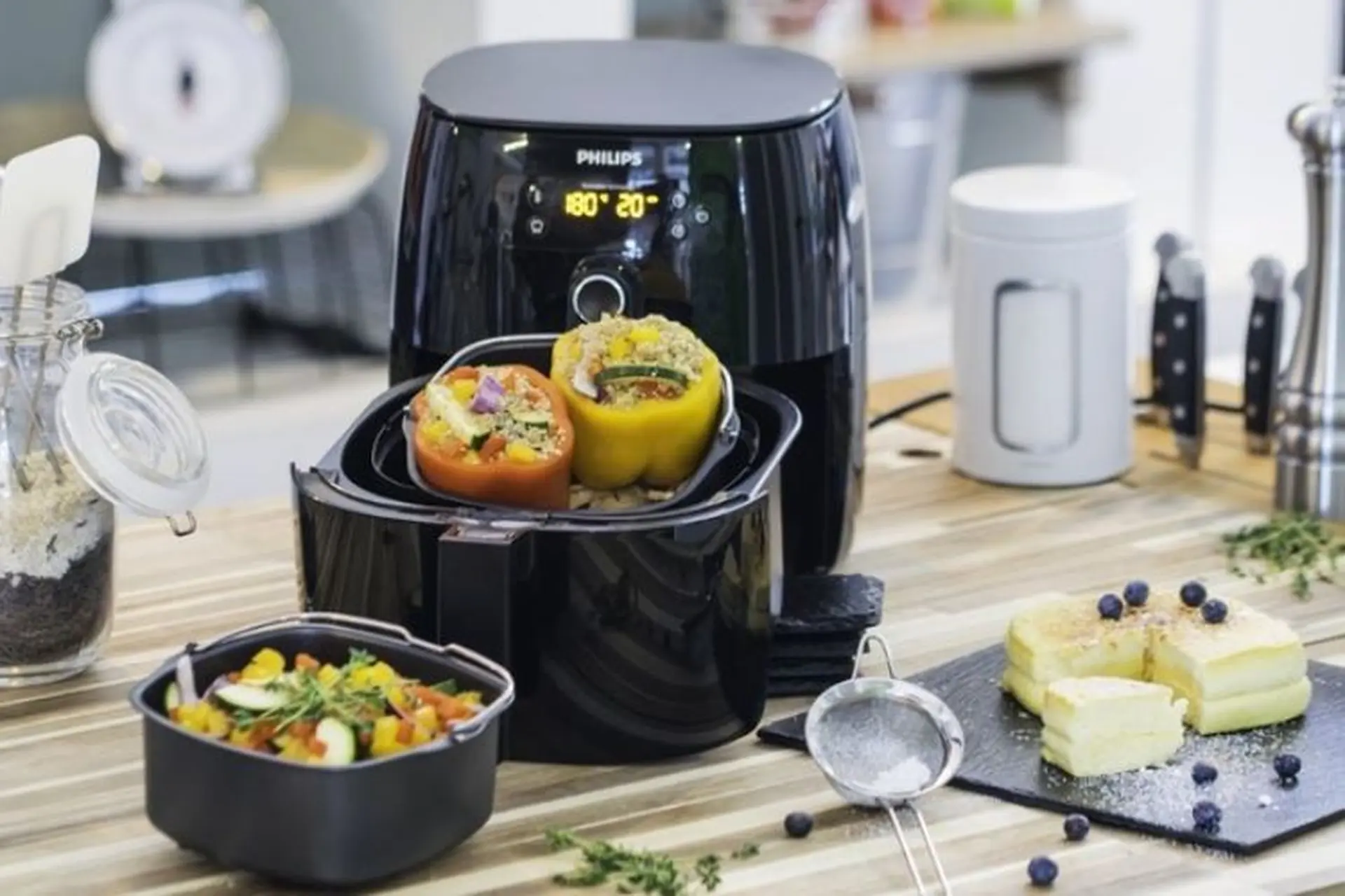 Lò chiên không dầu đa năng tốt nhất 2025 và những lưu ý khi chọn mua cho căn bếp gia đình